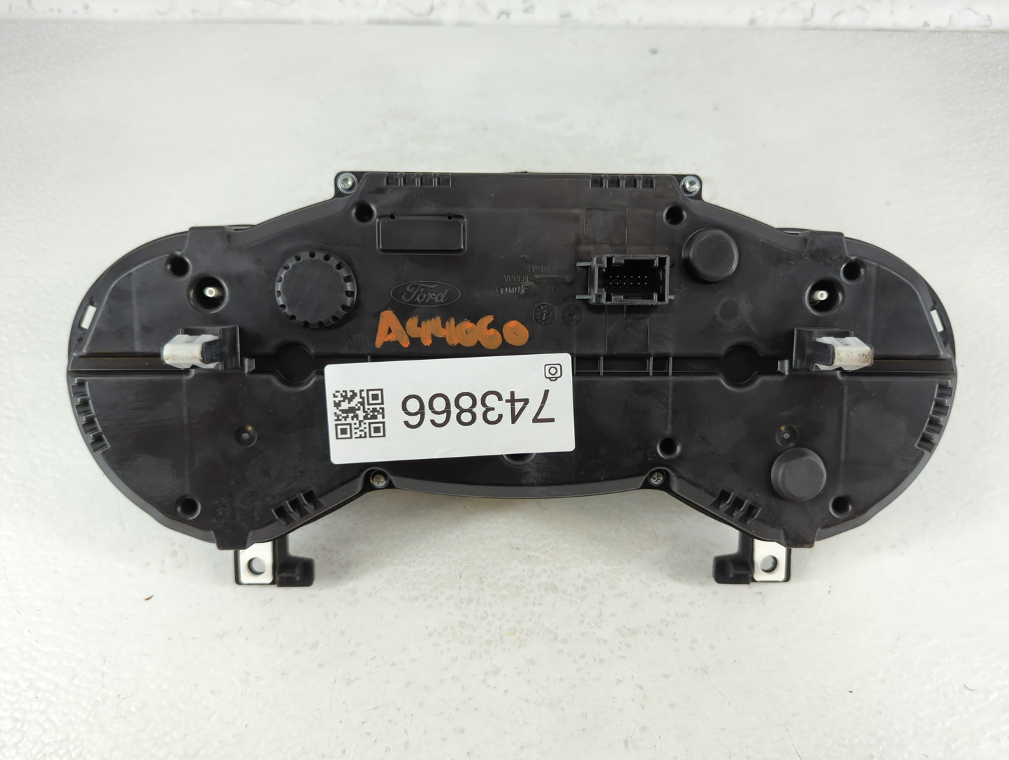 2019 Ford Escape Instrument Cluster Speedometer Gauges P/N:5KTA74707C Fits OEM Used Auto Parts - Oemusedautoparts1.com