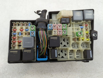 2019 Ford Escape Fusebox Fuse Box Panel Relay Module P/N:E02345500 AV6T-14A067-AD Fits OEM Used Auto Parts