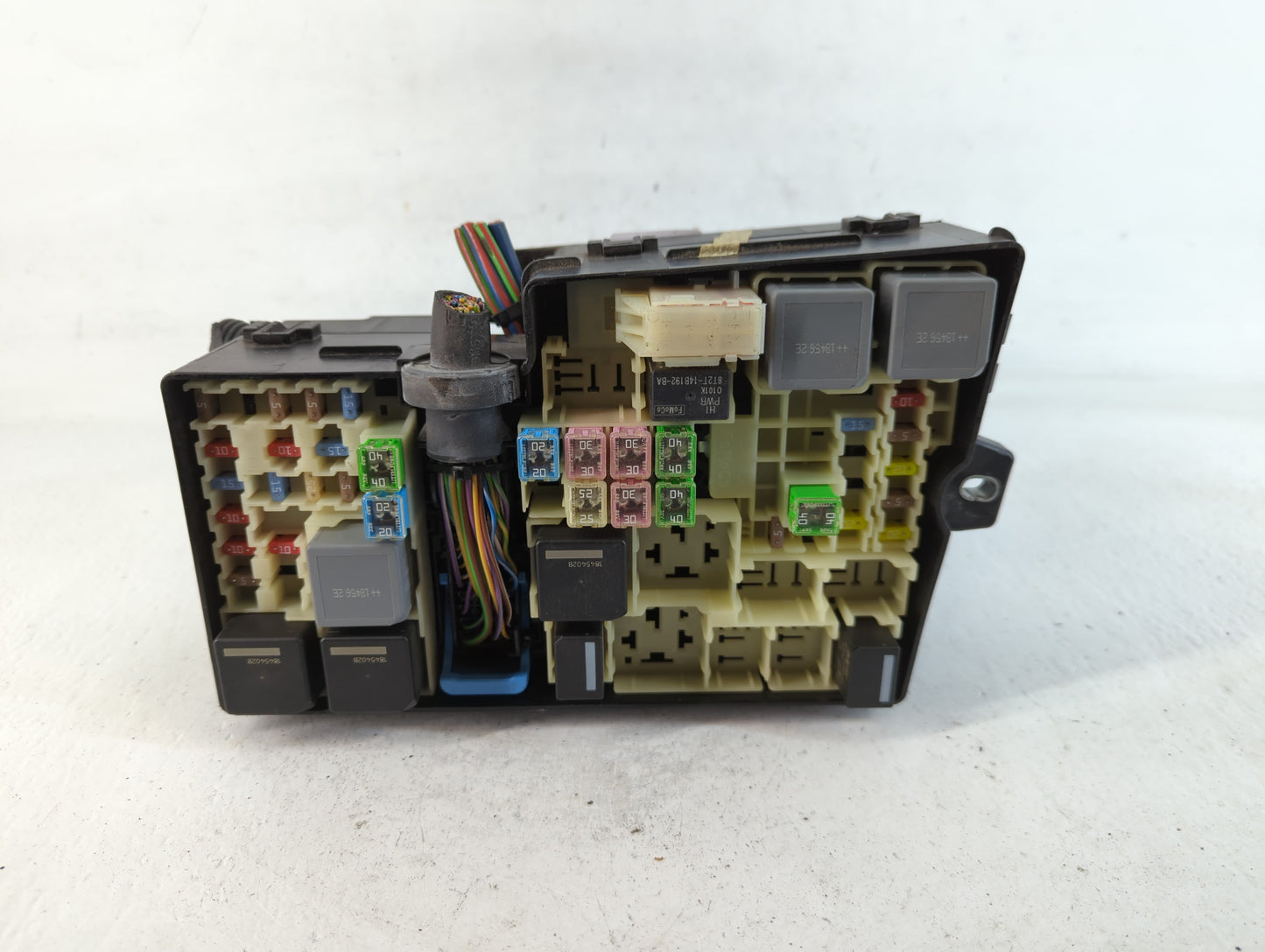 2019 Ford Escape Fusebox Fuse Box Panel Relay Module P/N:AV6T-14A067-AD E02345500 Fits OEM Used Auto Parts - Oemusedautopart