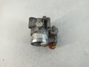 2017-2019 Ford Escape Throttle Body P/N:DS7G-9F991-CA B18 298 5284 Fits Fits 2014 2015 2016 2017 2018 2019 2020 OEM Used Auto Parts
