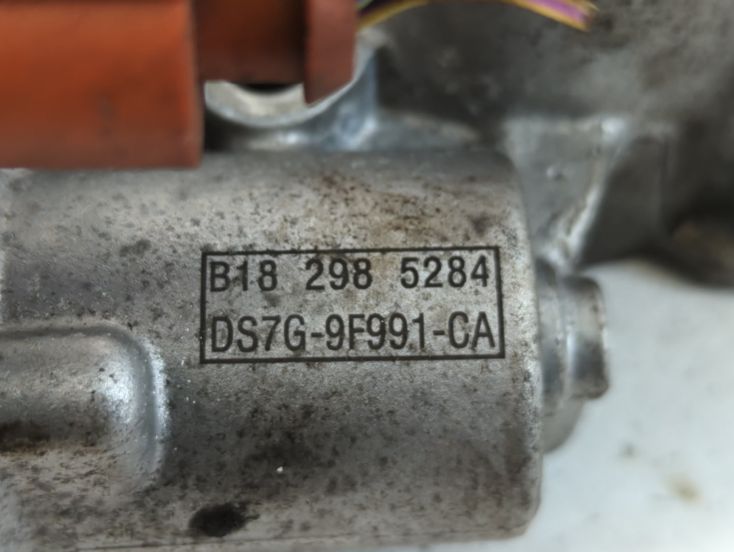 2017-2019 Ford Escape Throttle Body P/N:DS7G-9F991-CA B18 298 5284 Fits Fits 2014 2015 2016 2017 2018 2019 2020 OEM Used Aut