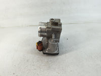2017-2019 Ford Escape Throttle Body P/N:DS7G-9F991-CA B18 312 5550 Fits Fits 2014 2015 2016 2017 2018 2019 2020 OEM Used Aut