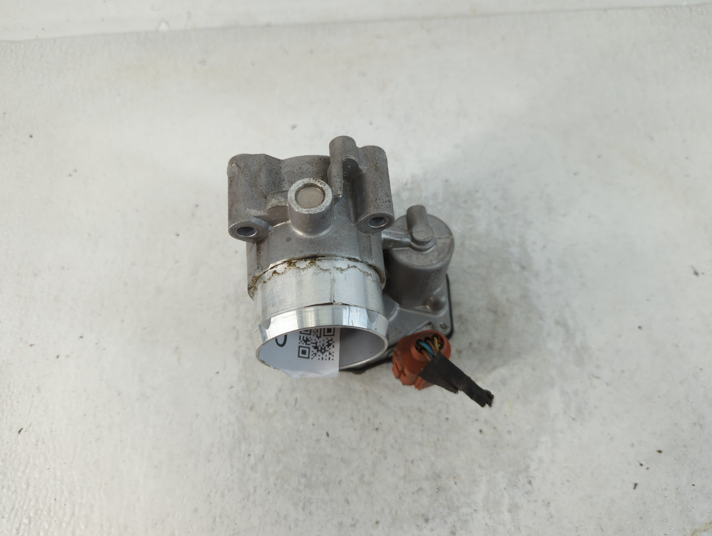 2017-2019 Ford Escape Throttle Body P/N:B19 024 5654 DS7G-9F991-CA Fits Fits 2014 2015 2016 2017 2018 2019 2020 OEM Used Aut