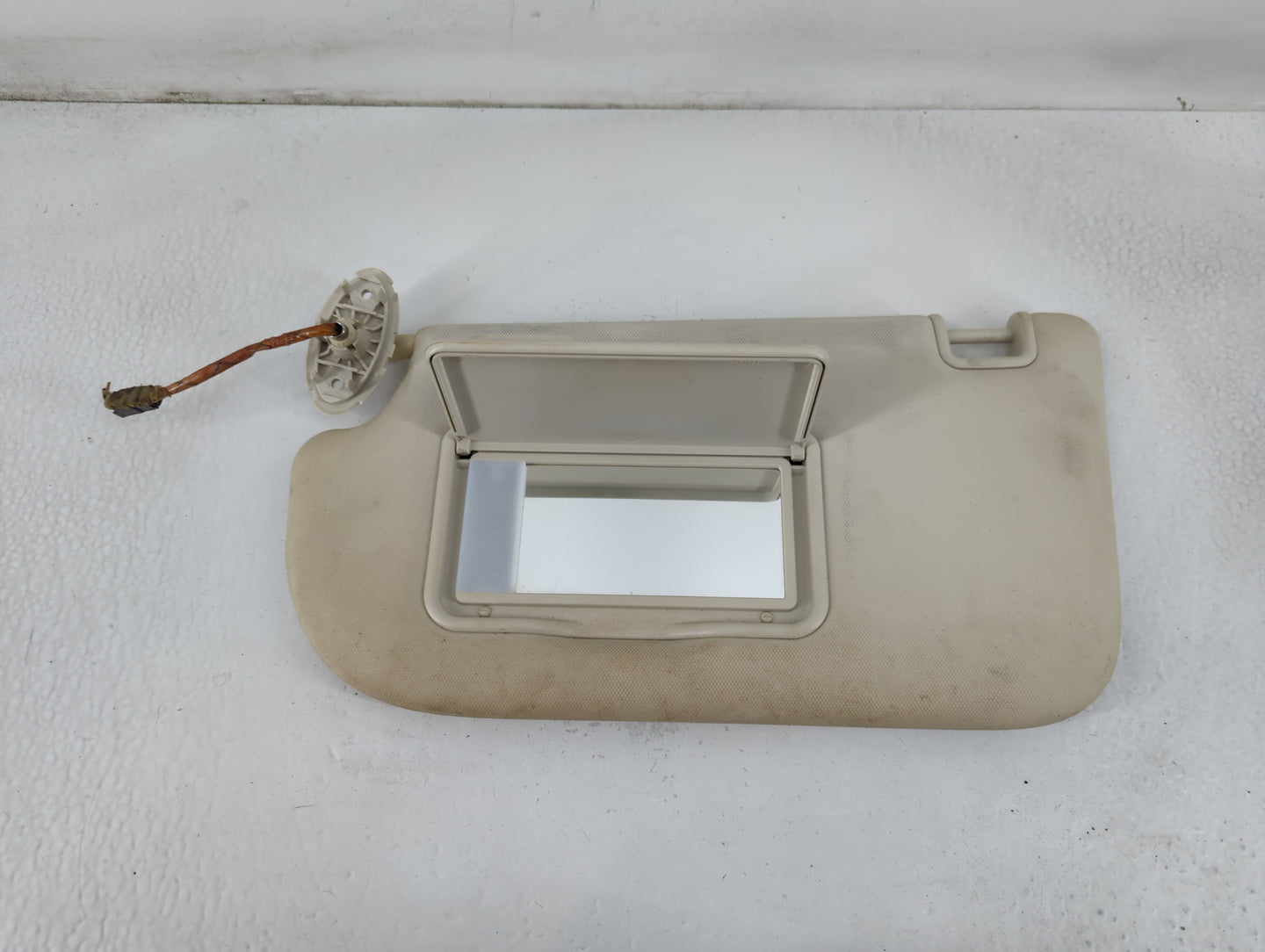 2013-2019 Ford Escape Sun Visor Shade Replacement Driver Left Mirror Fits Fits 2013 2014 2015 2016 2017 2018 2019 OEM Used A