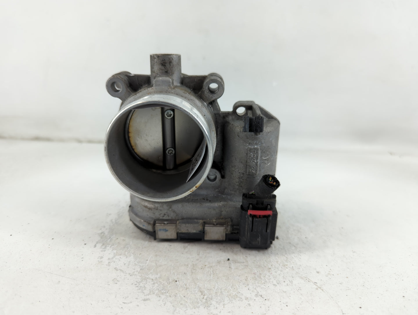 2017-2019 Ford Escape Throttle Body P/N:DS7E-9F991-BB Fits Fits 2014 2015 2016 2017 2018 2019 2020 2021 2022 OEM Used Auto P