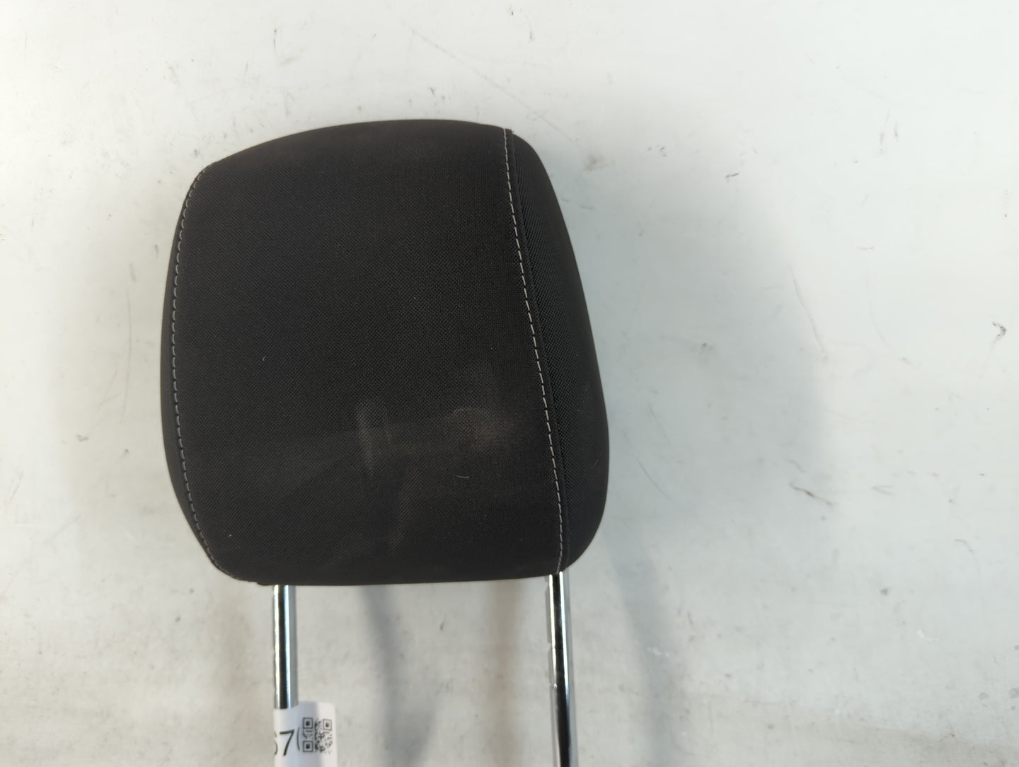2019 Ford Escape Headrest Head Rest Front Driver Passenger Seat Fits OEM Used Auto Parts - Oemusedautoparts1.com