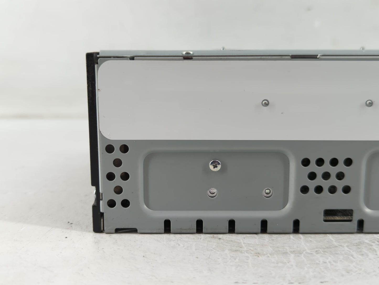 2019 Ford Escape Radio AM FM Cd Player Receiver Replacement P/N:GJ5T-19C107-KA Fits OEM Used Auto Parts - Oemusedautoparts1.