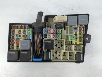 2019 Ford Escape Fusebox Fuse Box Panel Relay Module P/N:AV6T-14A142-AB E00027328 Fits OEM Used Auto Parts - Oemusedautopart