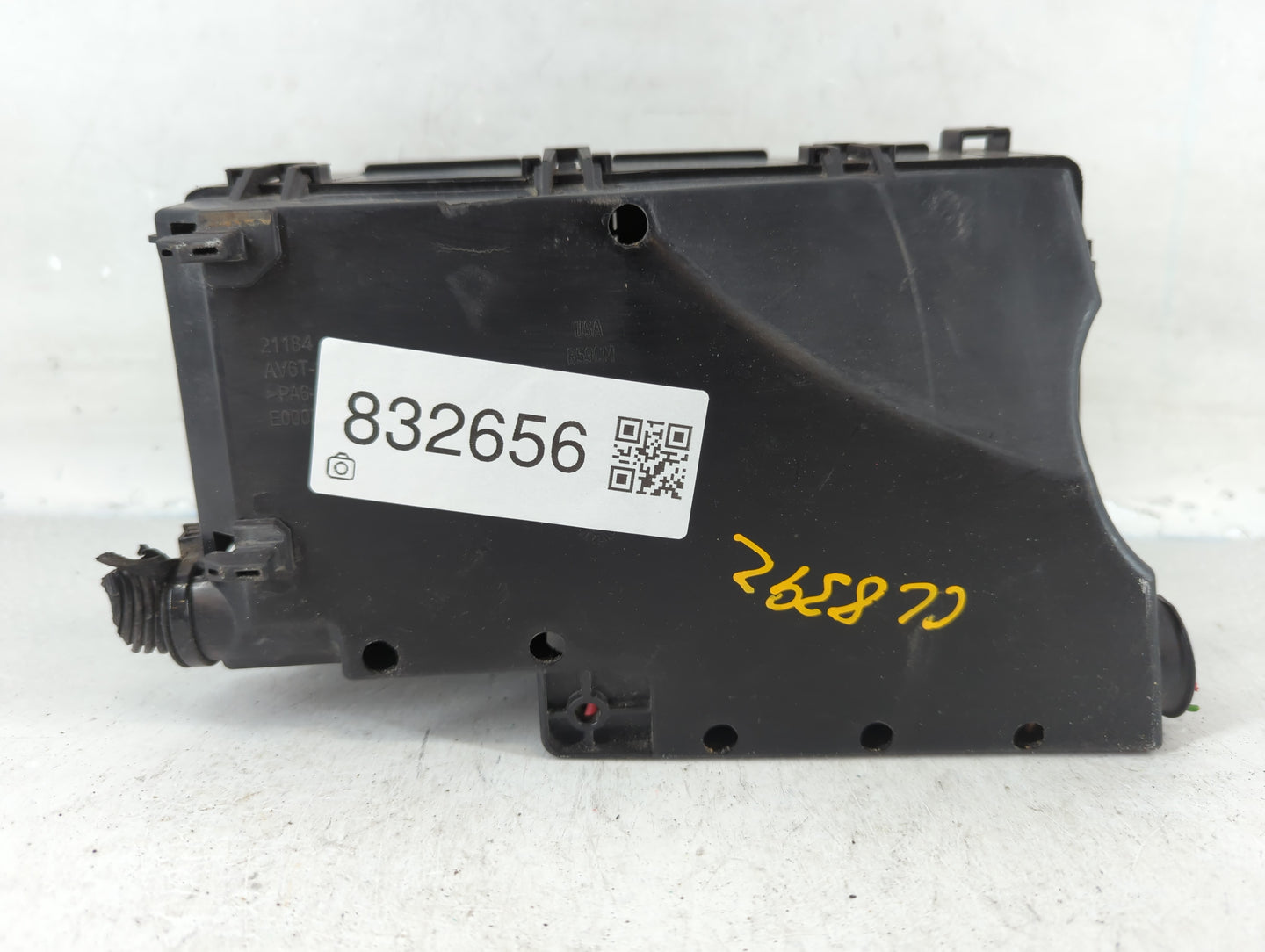 2019 Ford Escape Fusebox Fuse Box Panel Relay Module P/N:AV6T-14A142-AB E00027328 Fits OEM Used Auto Parts - Oemusedautopart