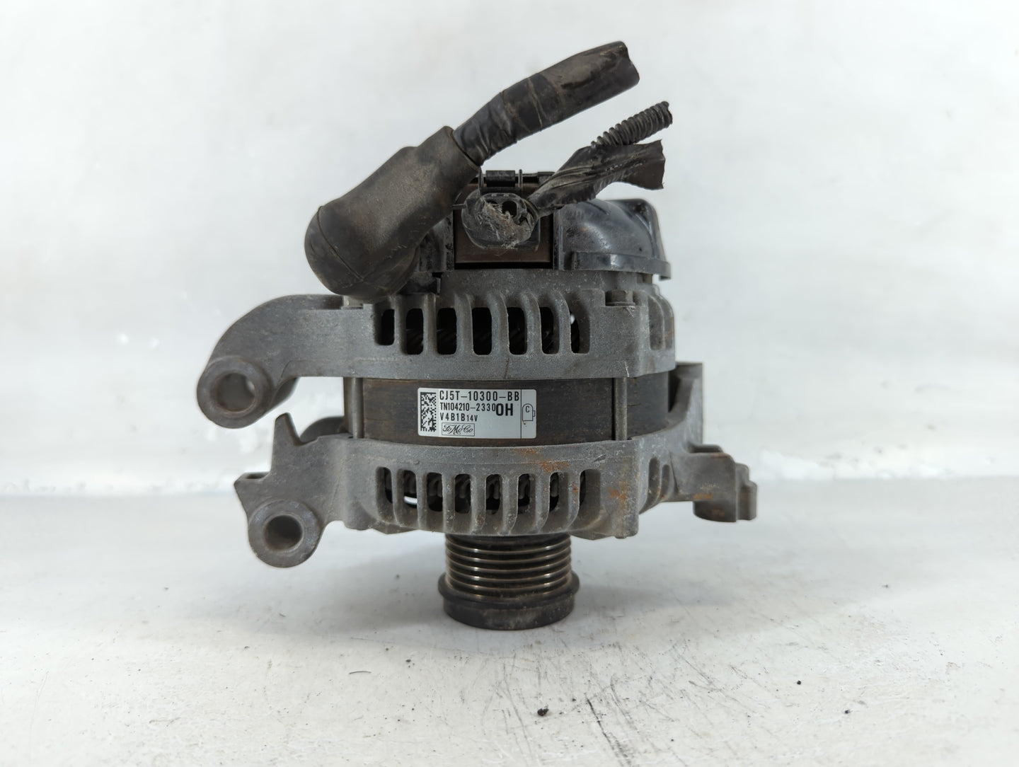 2013-2019 Ford Escape Alternator Replacement Generator Charging Assembly Engine OEM P/N:TN104210-2330 CJ5T-10300-BB Fits OEM