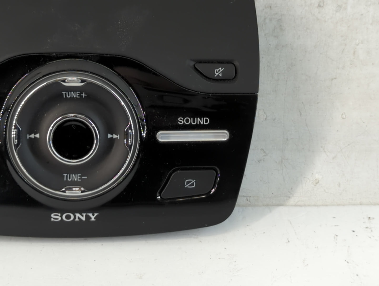 2017-2019 Ford Escape Radio AM FM Cd Player Receiver Replacement P/N:JJ5T-18K811-FA Fits Fits 2017 2018 2019 OEM Used Auto P