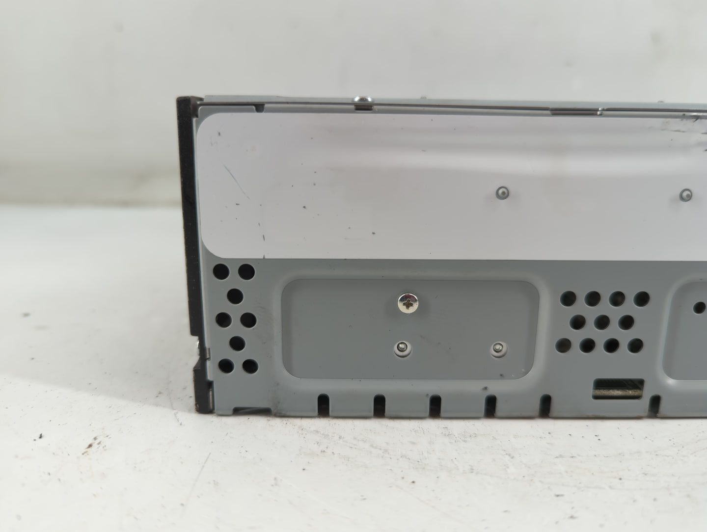 2019 Ford Escape Radio AM FM Cd Player Receiver Replacement P/N:CQ-RJ38N54M Fits OEM Used Auto Parts - Oemusedautoparts1.com