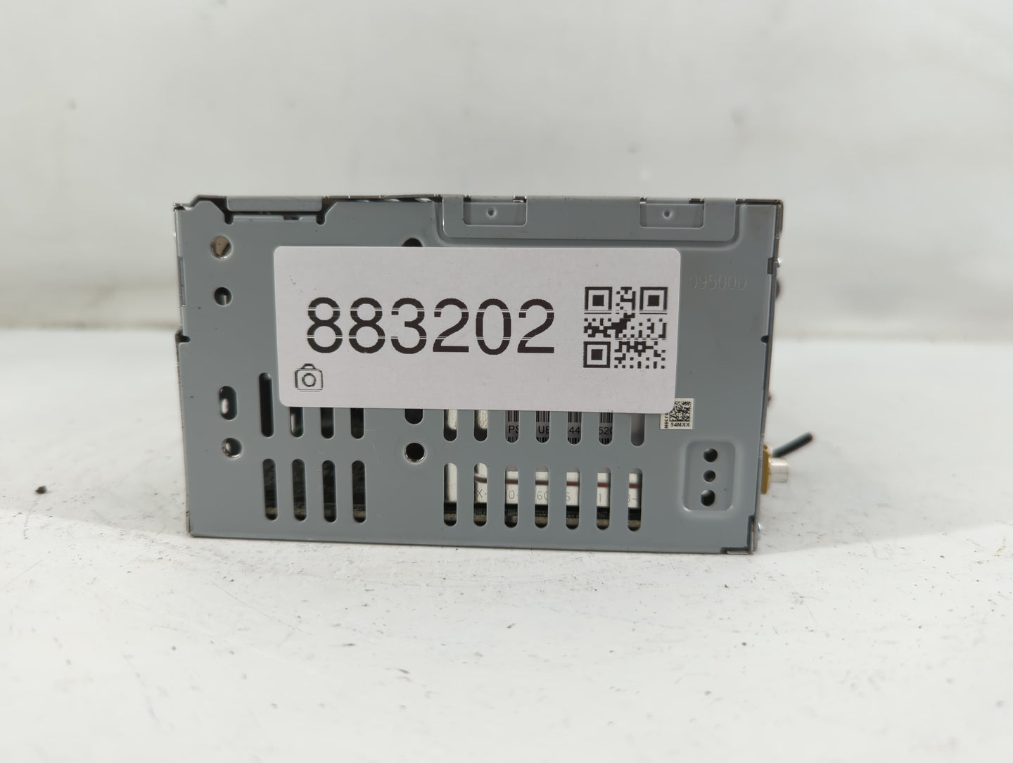 2019 Ford Escape Radio AM FM Cd Player Receiver Replacement P/N:CQ-RJ38N54M Fits OEM Used Auto Parts - Oemusedautoparts1.com