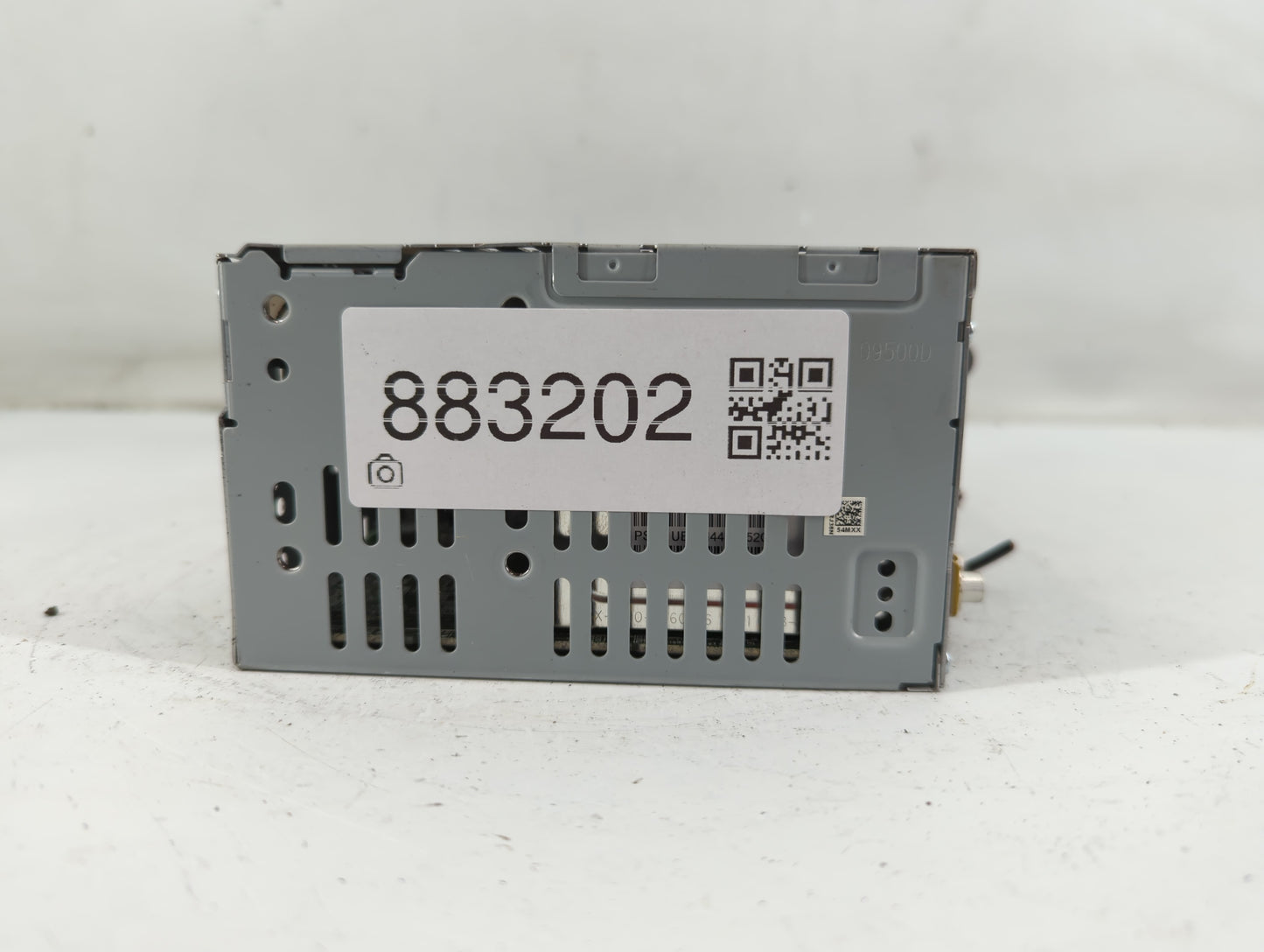 2019 Ford Escape Radio AM FM Cd Player Receiver Replacement P/N:CQ-RJ38N54M Fits OEM Used Auto Parts - Oemusedautoparts1.com