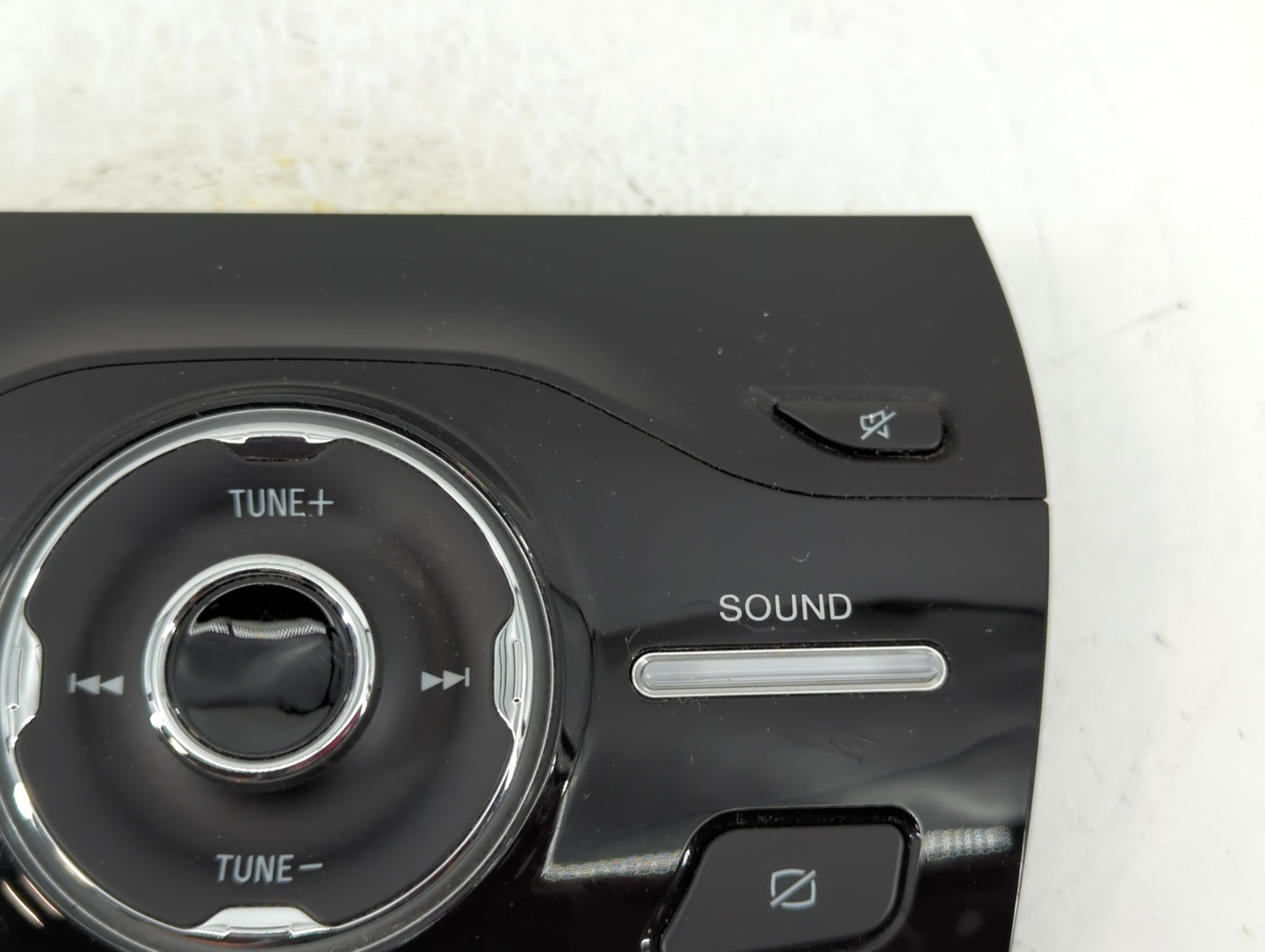 2017-2019 Ford Escape Radio AM FM Cd Player Receiver Replacement P/N:JJ5T-18K811-FA Fits Fits 2017 2018 2019 OEM Used Auto P