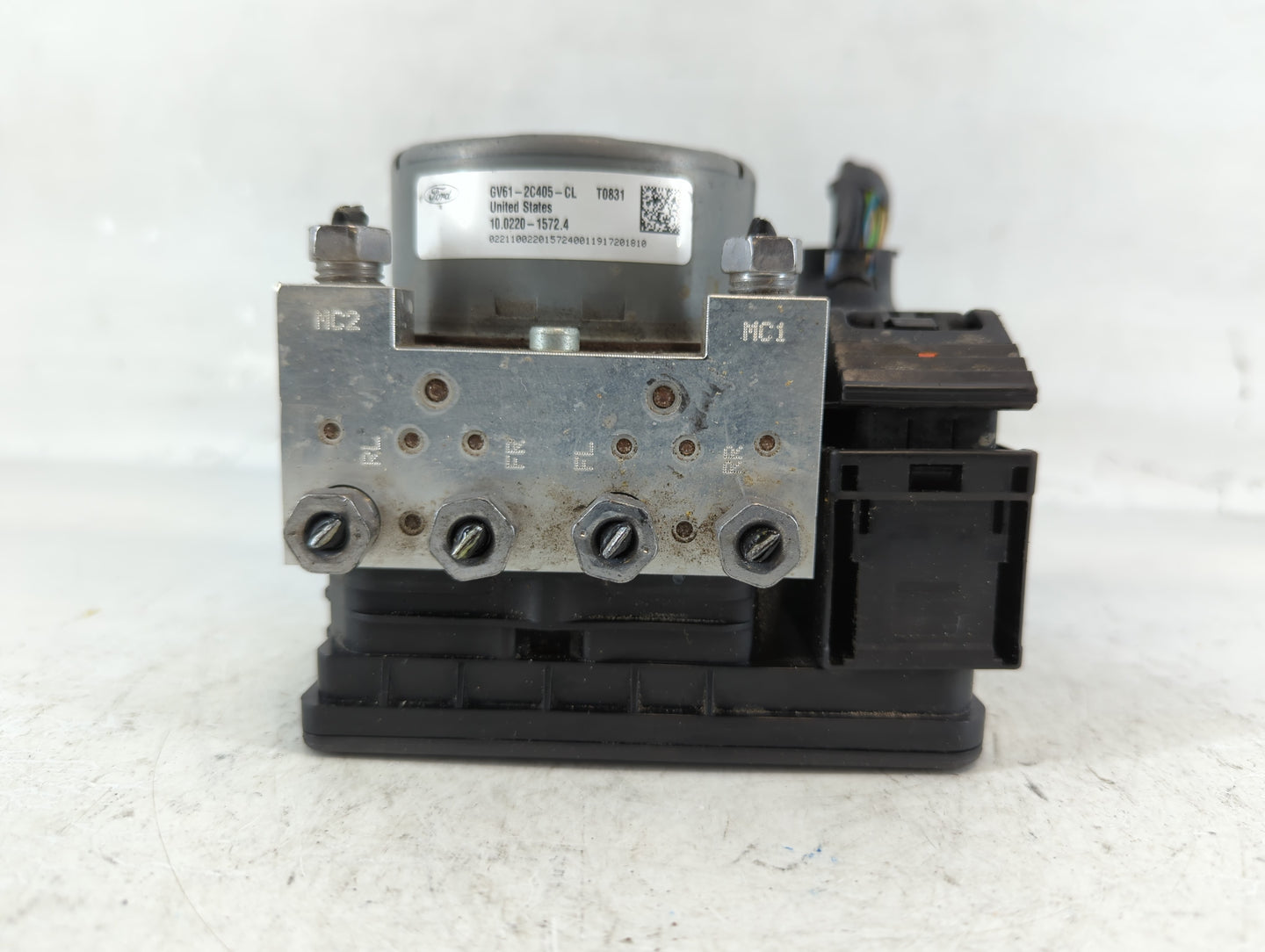 2017-2019 Ford Escape ABS Pump Control Module Replacement P/N:GV61-2C405-CL Fits Fits 2017 2018 2019 OEM Used Auto Parts - O