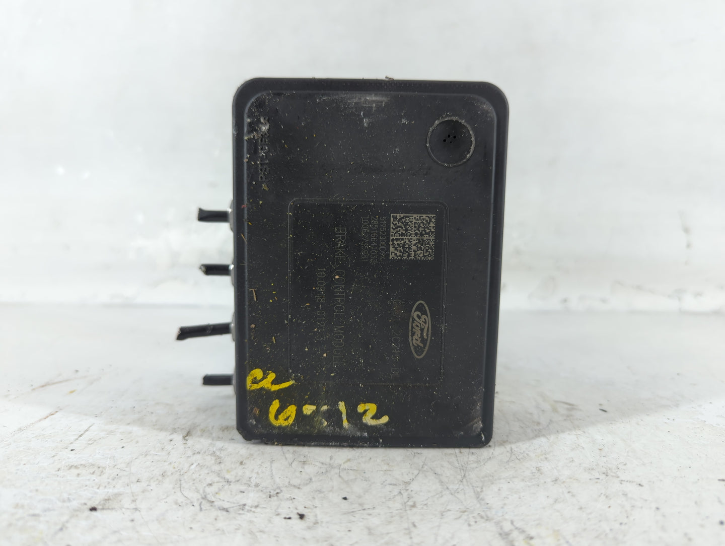 2017-2019 Ford Escape ABS Pump Control Module Replacement P/N:GV61-2C405-CL Fits Fits 2017 2018 2019 OEM Used Auto Parts - O