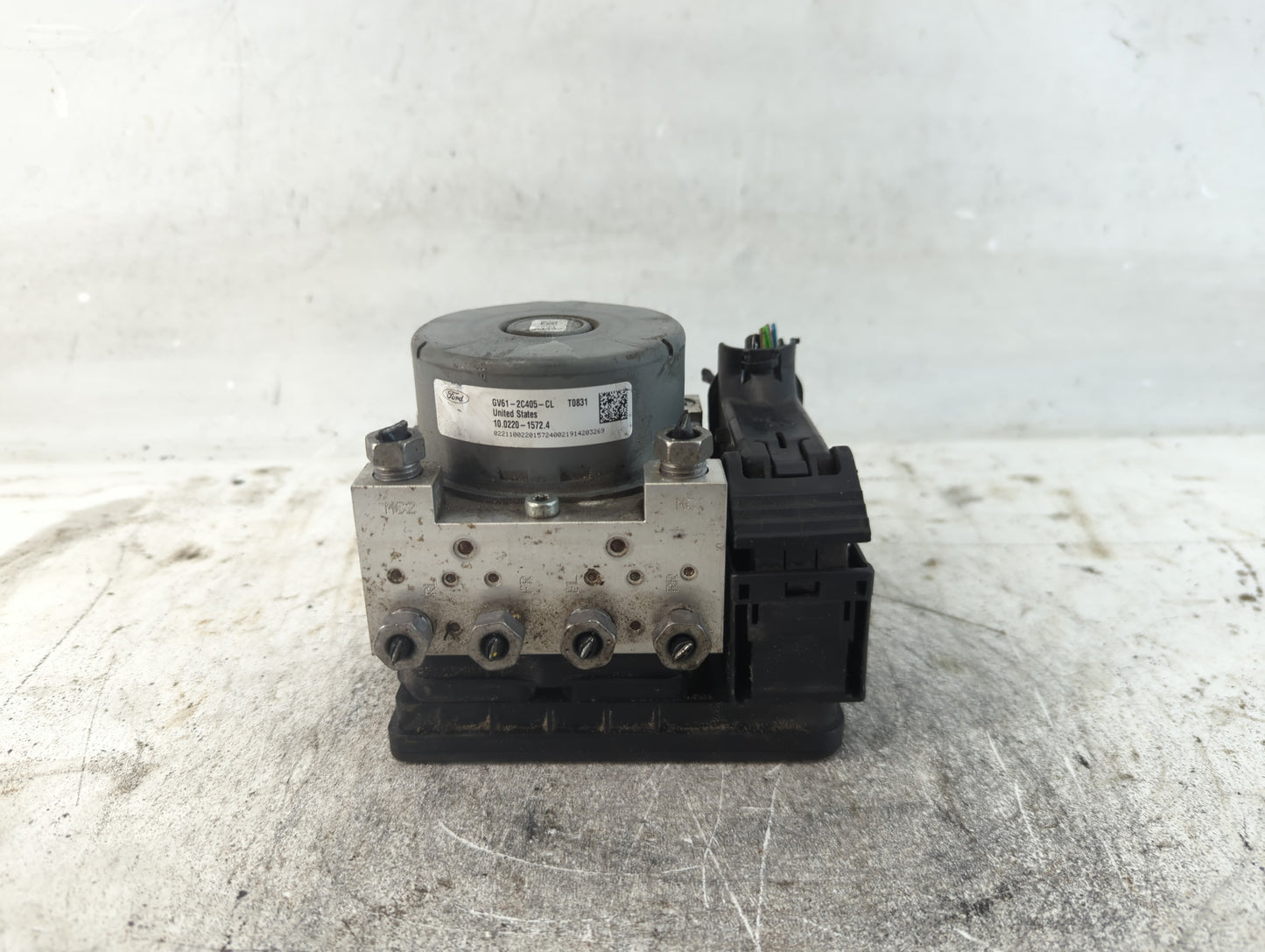 2017-2019 Ford Escape ABS Pump Control Module Replacement P/N:GV61-2C405-CL Fits Fits 2017 2018 2019 OEM Used Auto Parts - O