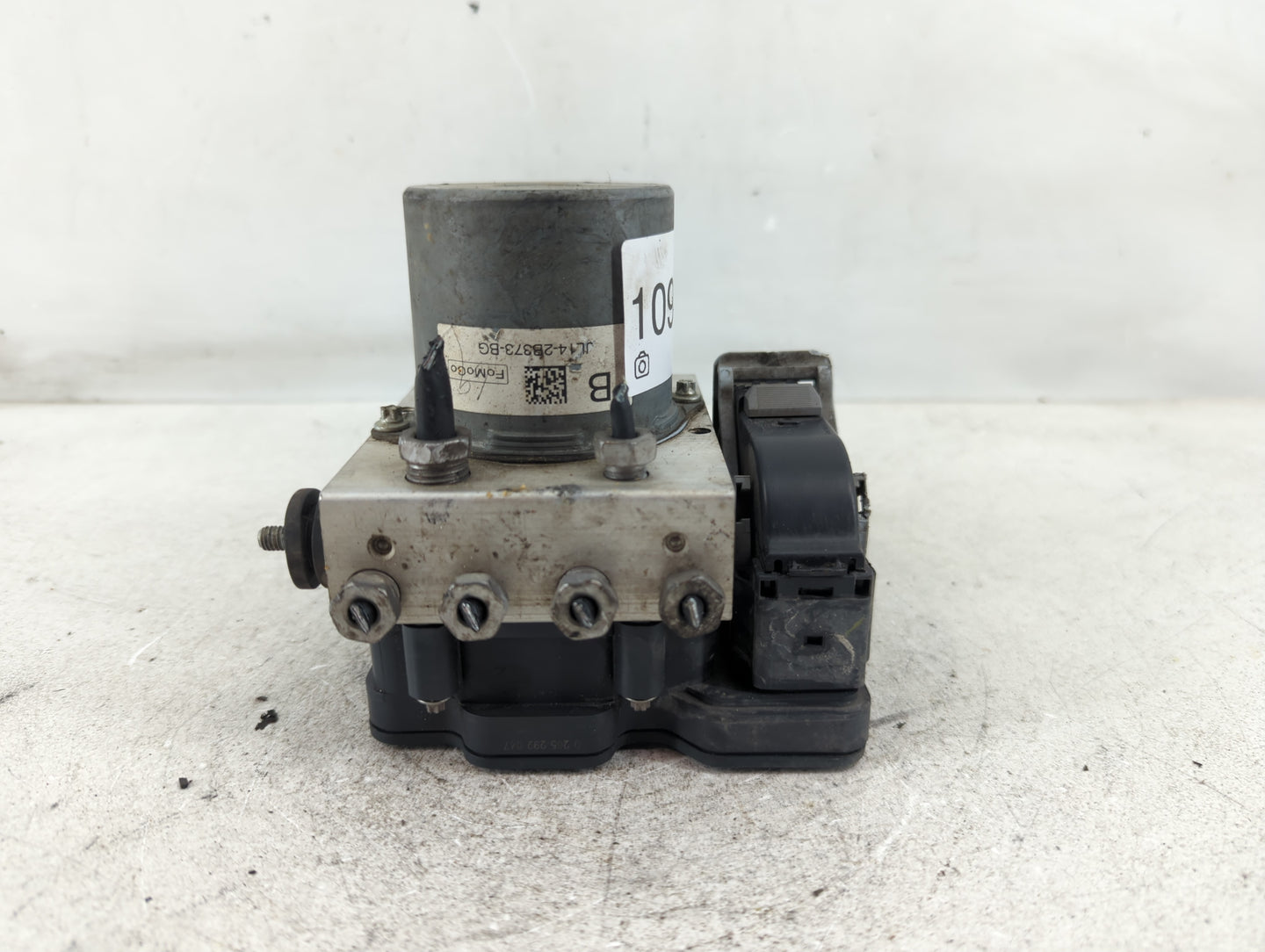 2018-2021 Ford Expedition ABS Pump Control Module Replacement P/N:JL14-2B373-BG Fits Fits 2018 2019 2020 2021 OEM Used Auto 