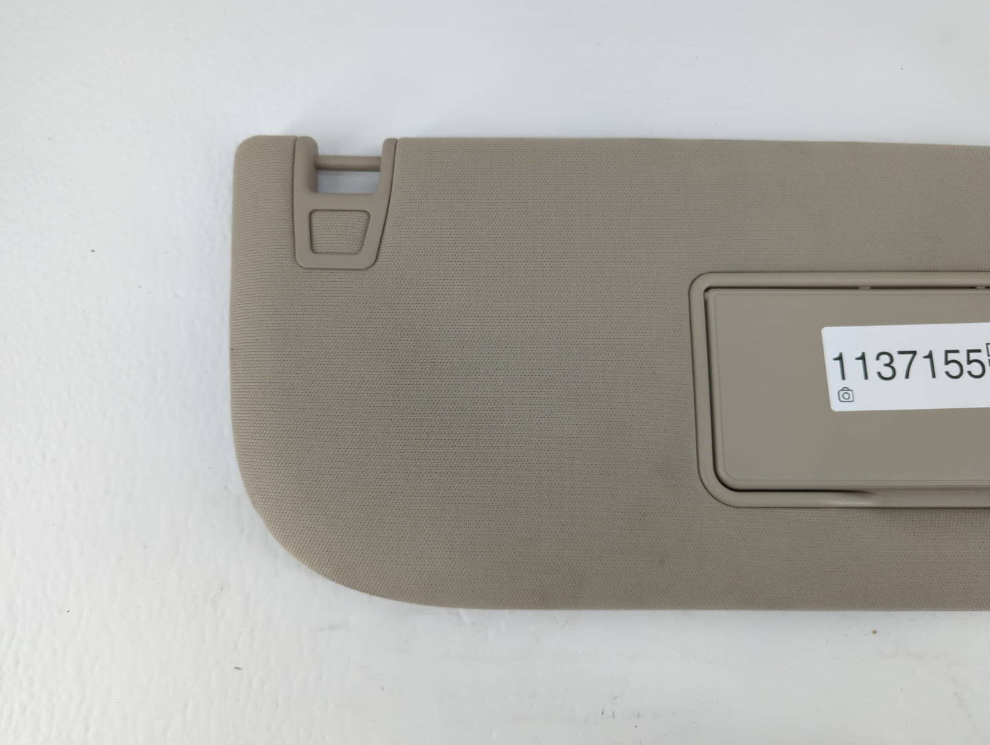 2018-2021 Ford Expedition Sun Visor Shade Replacement Passenger Right Mirror Fits Fits 2018 2019 2020 2021 OEM Used Auto Par