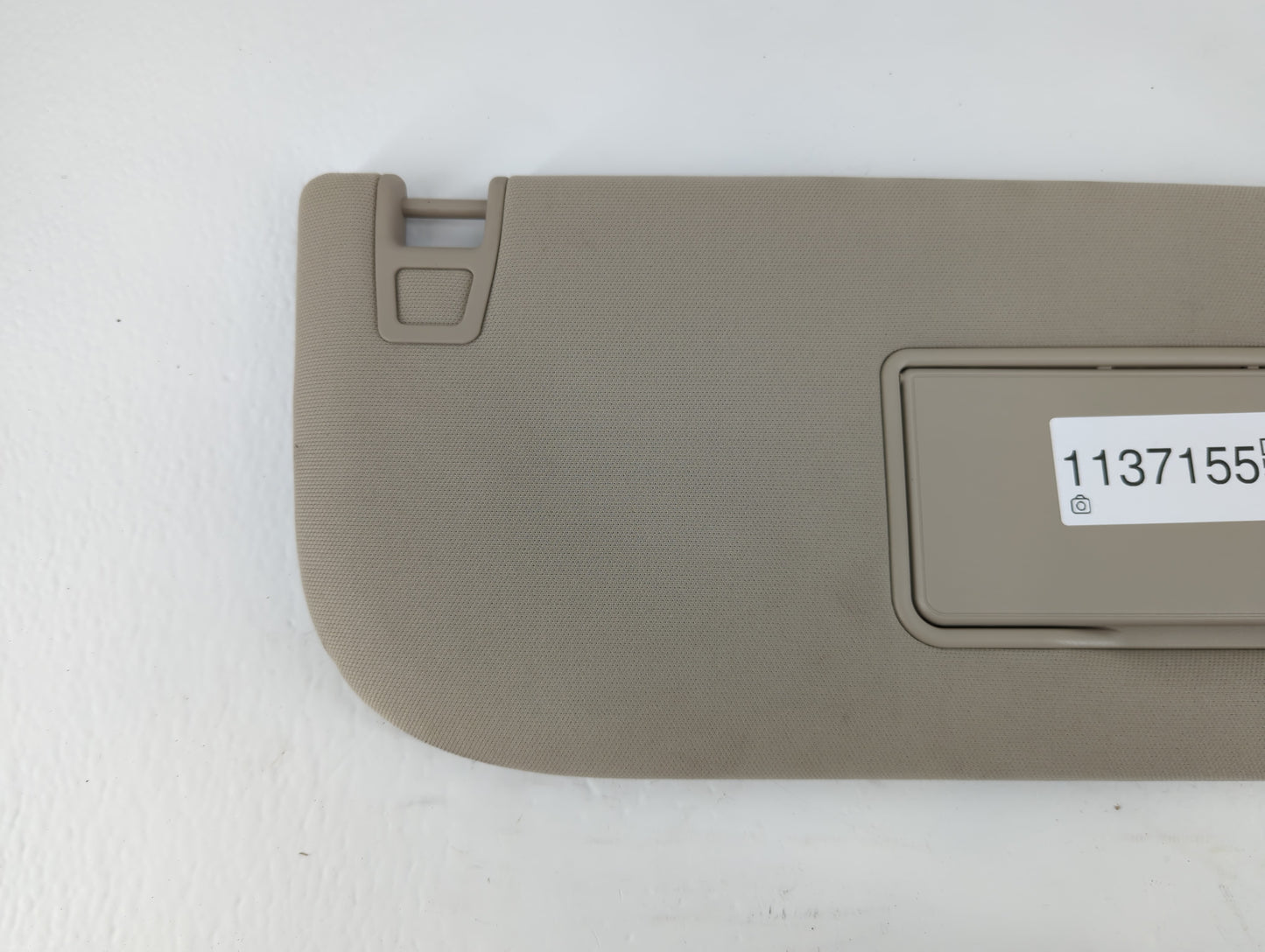 2018-2021 Ford Expedition Sun Visor Shade Replacement Passenger Right Mirror Fits Fits 2018 2019 2020 2021 OEM Used Auto Par