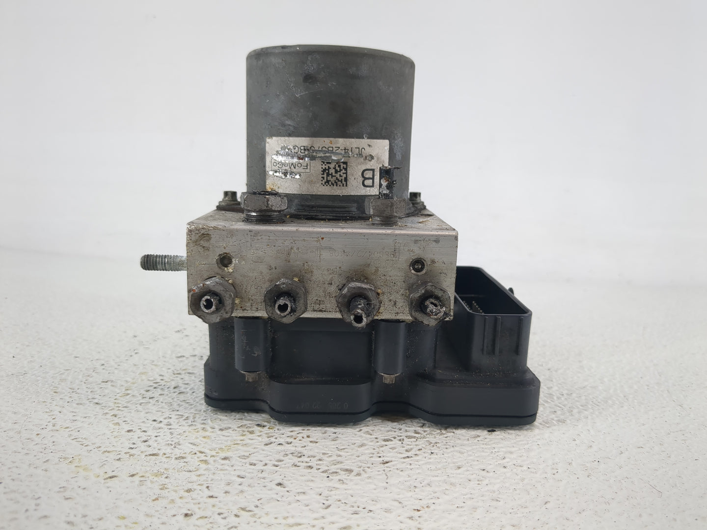 2018-2021 Ford Expedition ABS Pump Control Module Replacement P/N:JL14-2B373-BG Fits Fits 2018 2019 2020 2021 OEM Used Auto 