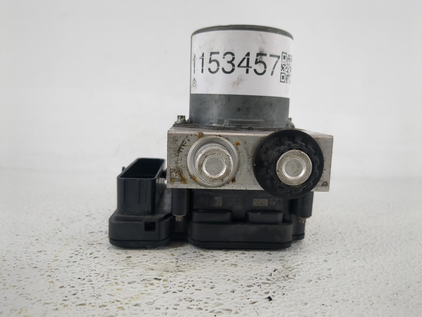 2018-2021 Ford Expedition ABS Pump Control Module Replacement P/N:JL14-2B373-BG Fits Fits 2018 2019 2020 2021 OEM Used Auto 