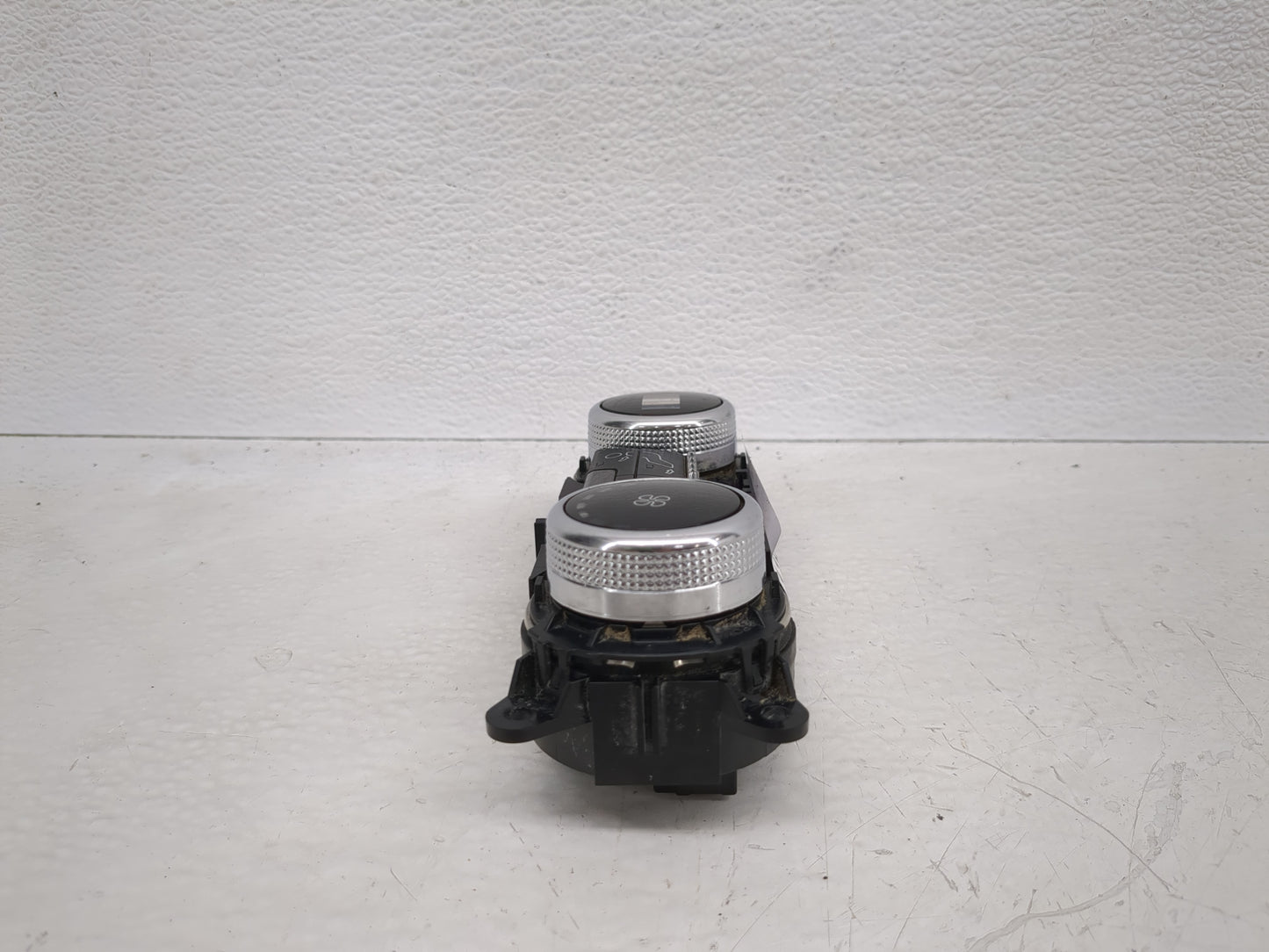 2018-2021 Ford Expedition Climate Control Module Temperature AC/Heater Replacement P/N:JL1T-18C812-CA Fits OEM Used Auto Par