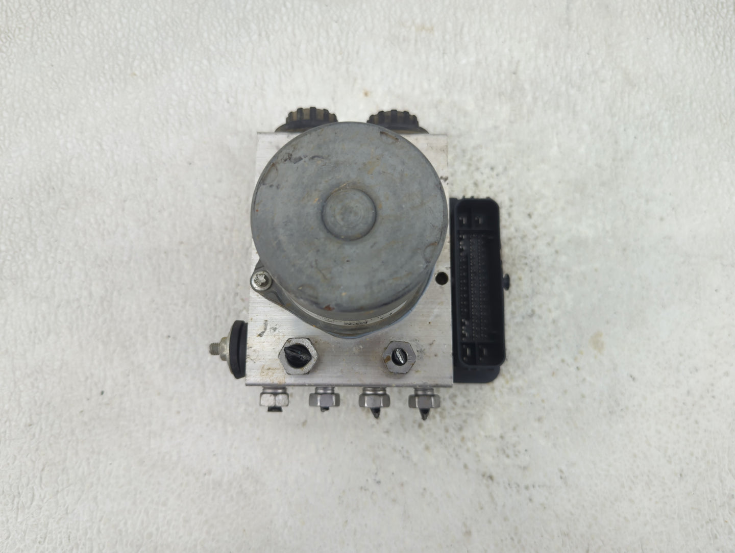 2018-2021 Ford Expedition ABS Pump Control Module Replacement P/N:JL14-2B373-BG Fits Fits 2018 2019 2020 2021 OEM Used Auto 