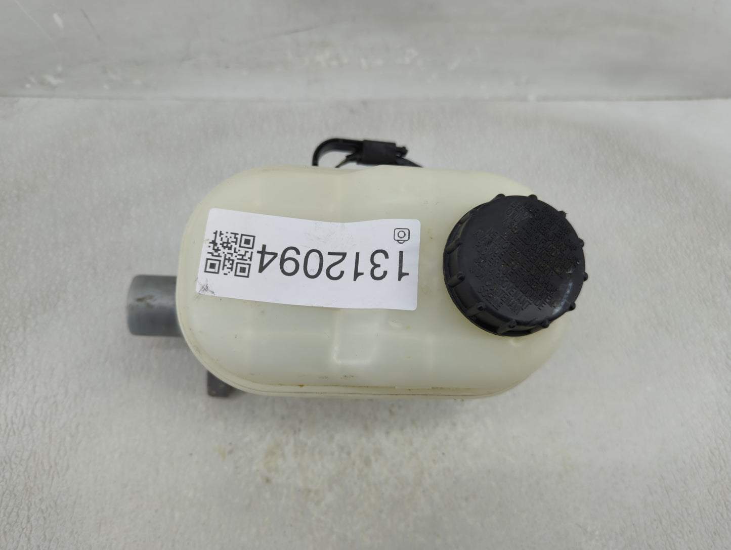 2018-2021 Ford Expedition Brake Master Cylinder - Oemusedautoparts1.com