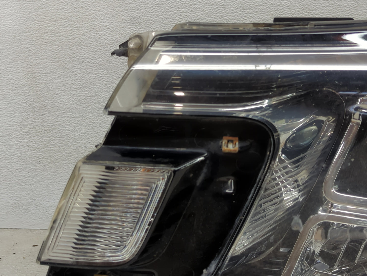 2018-2021 Ford Expedition Driver Left Oem Head Light Headlight Lamp - Oemusedautoparts1.com