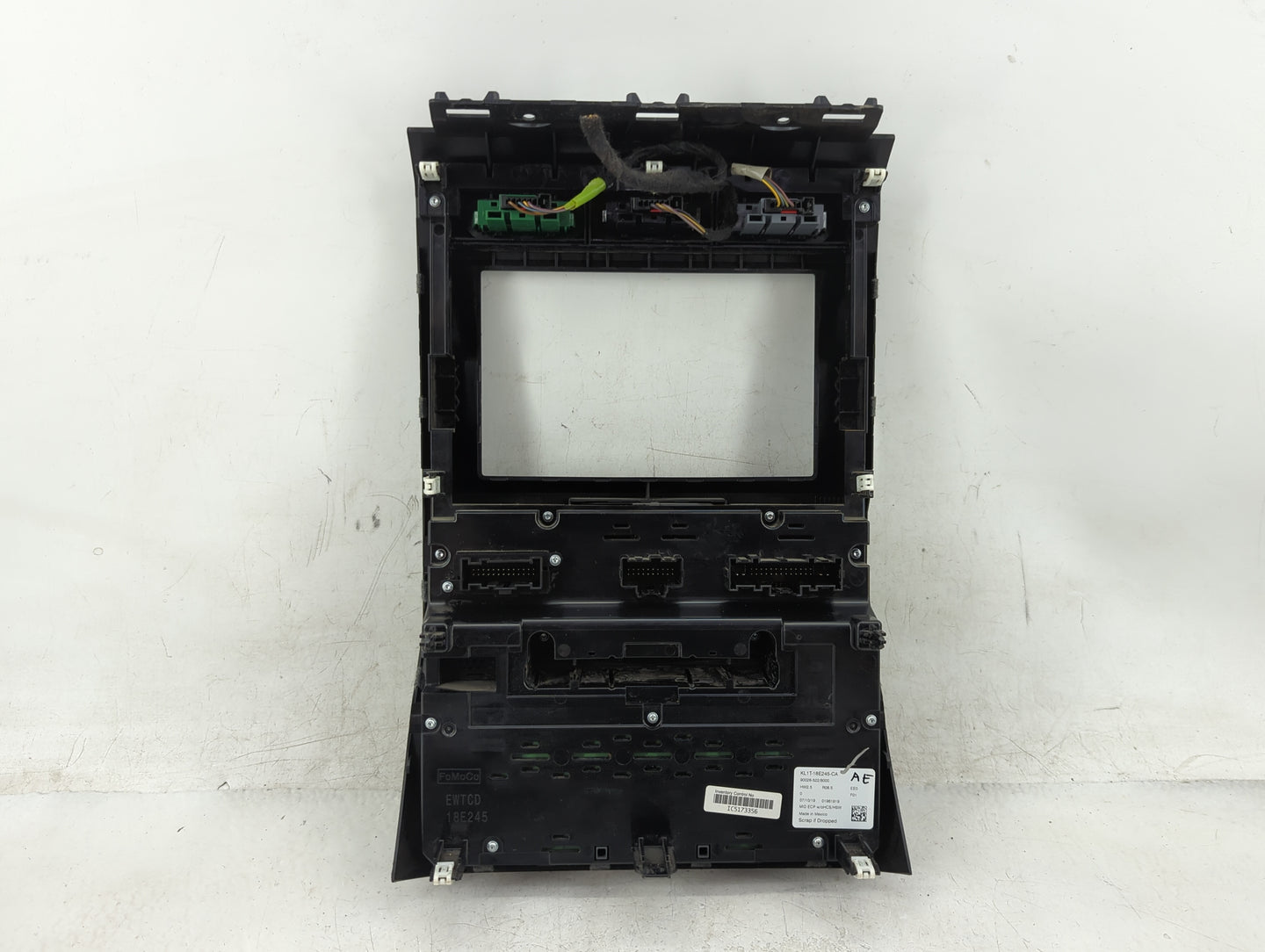 2019-2019 Ford Expedition Radio Control Panel - Oemusedautoparts1.com