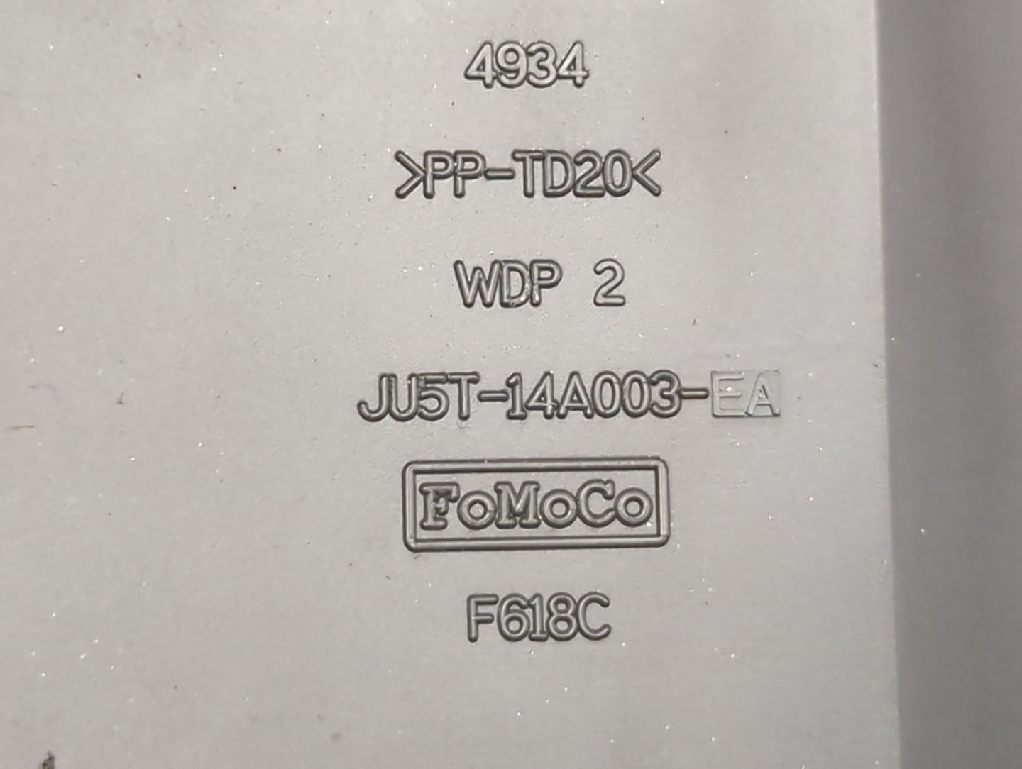 2018-2019 Ford Expedition Fusebox Fuse Box Panel Relay Module P/N:JU5T-14A003-EA Fits Fits 2018 2019 OEM Used Auto Parts - O