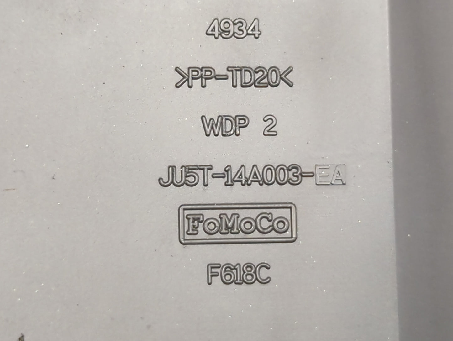 2018-2019 Ford Expedition Fusebox Fuse Box Panel Relay Module P/N:JU5T-14A003-EA Fits Fits 2018 2019 OEM Used Auto Parts - O