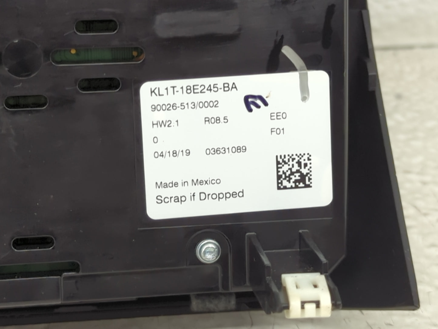 2019 Ford Expedition Radio AM FM Cd Player Receiver Replacement P/N:KL1T-18E245-BA Fits OEM Used Auto Parts - Oemusedautopar