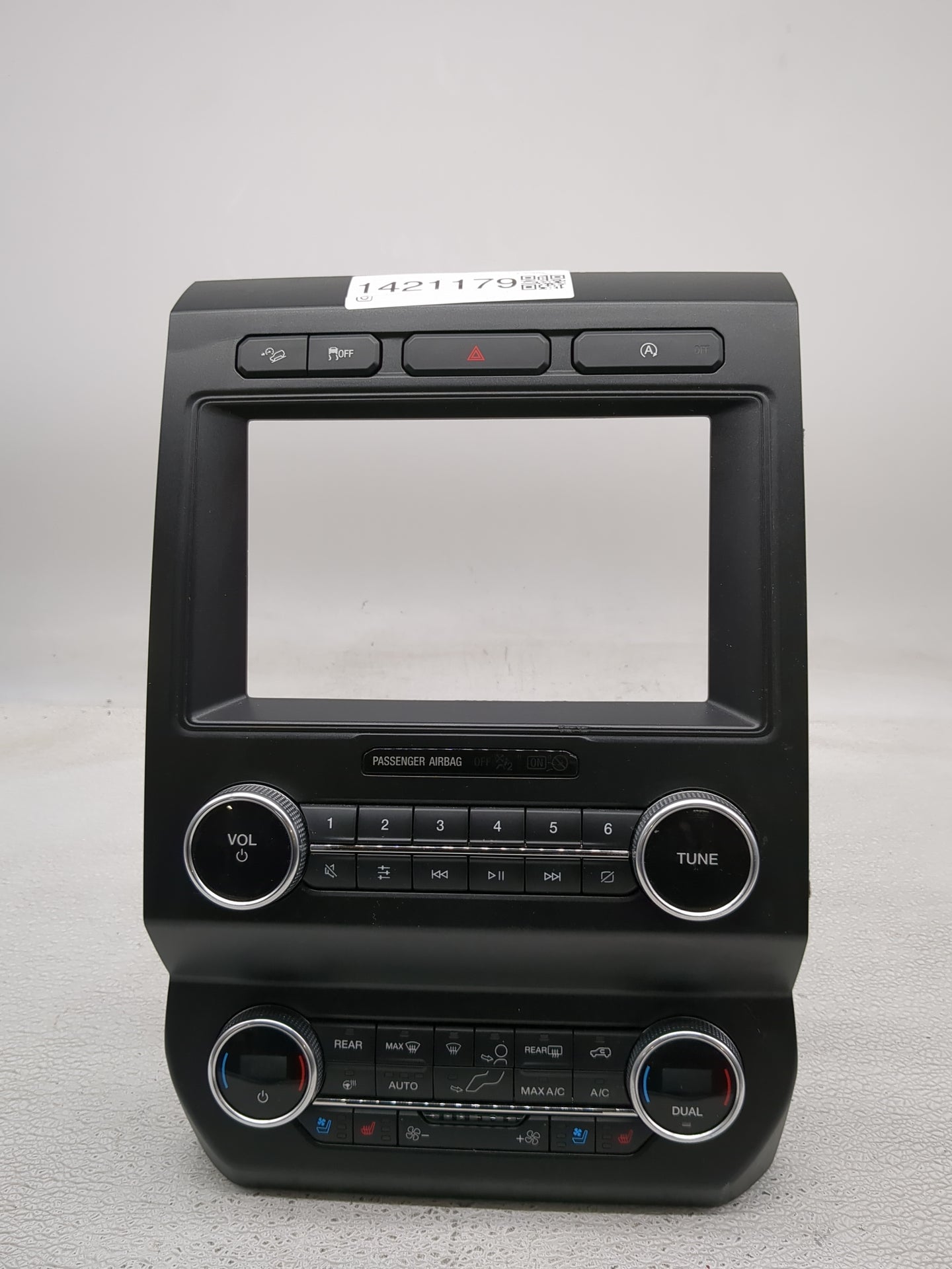 2019-2019 Ford Expedition Radio Control Panel - Oemusedautoparts1.com