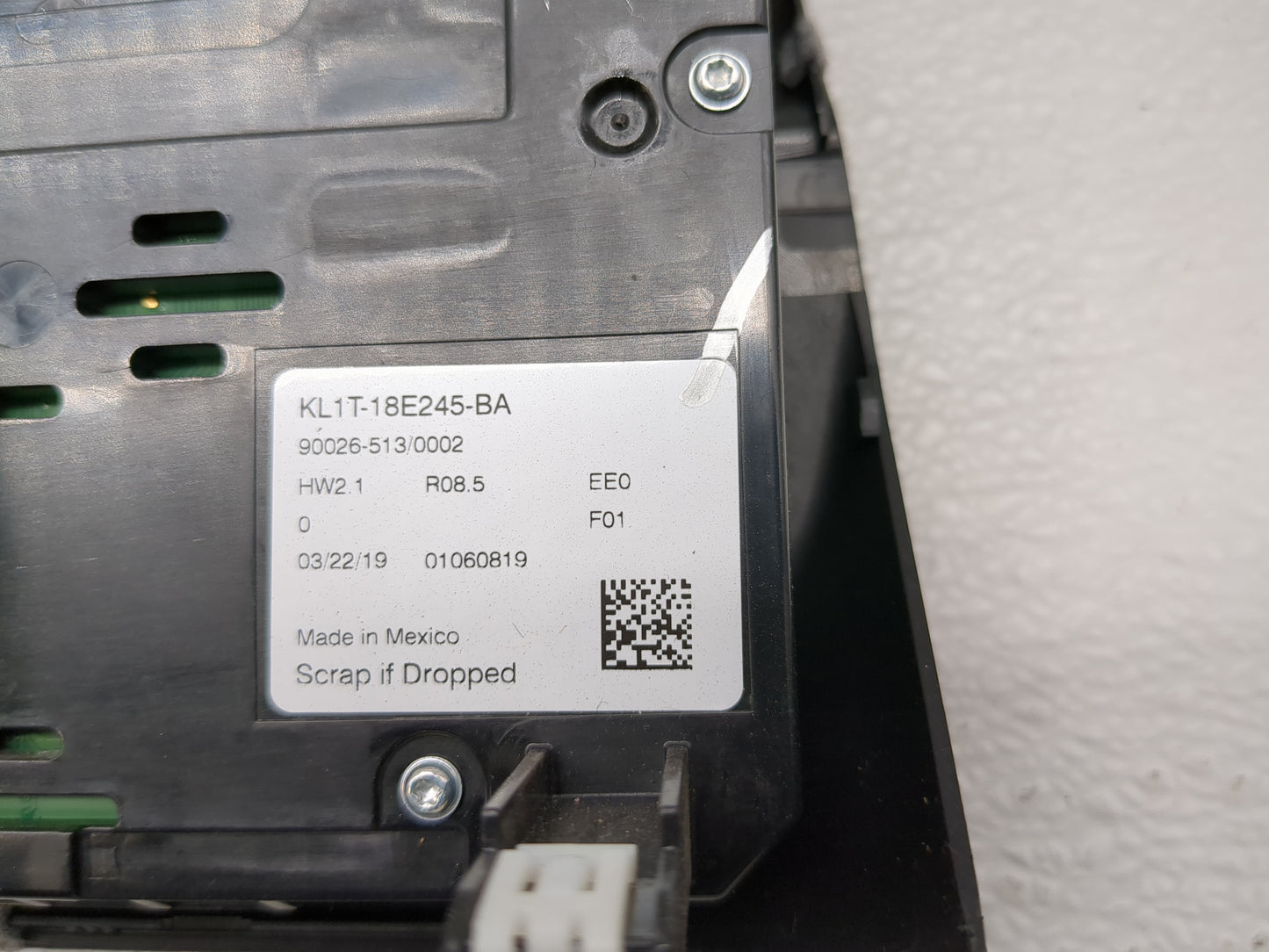 2019-2019 Ford Expedition Radio Control Panel - Oemusedautoparts1.com