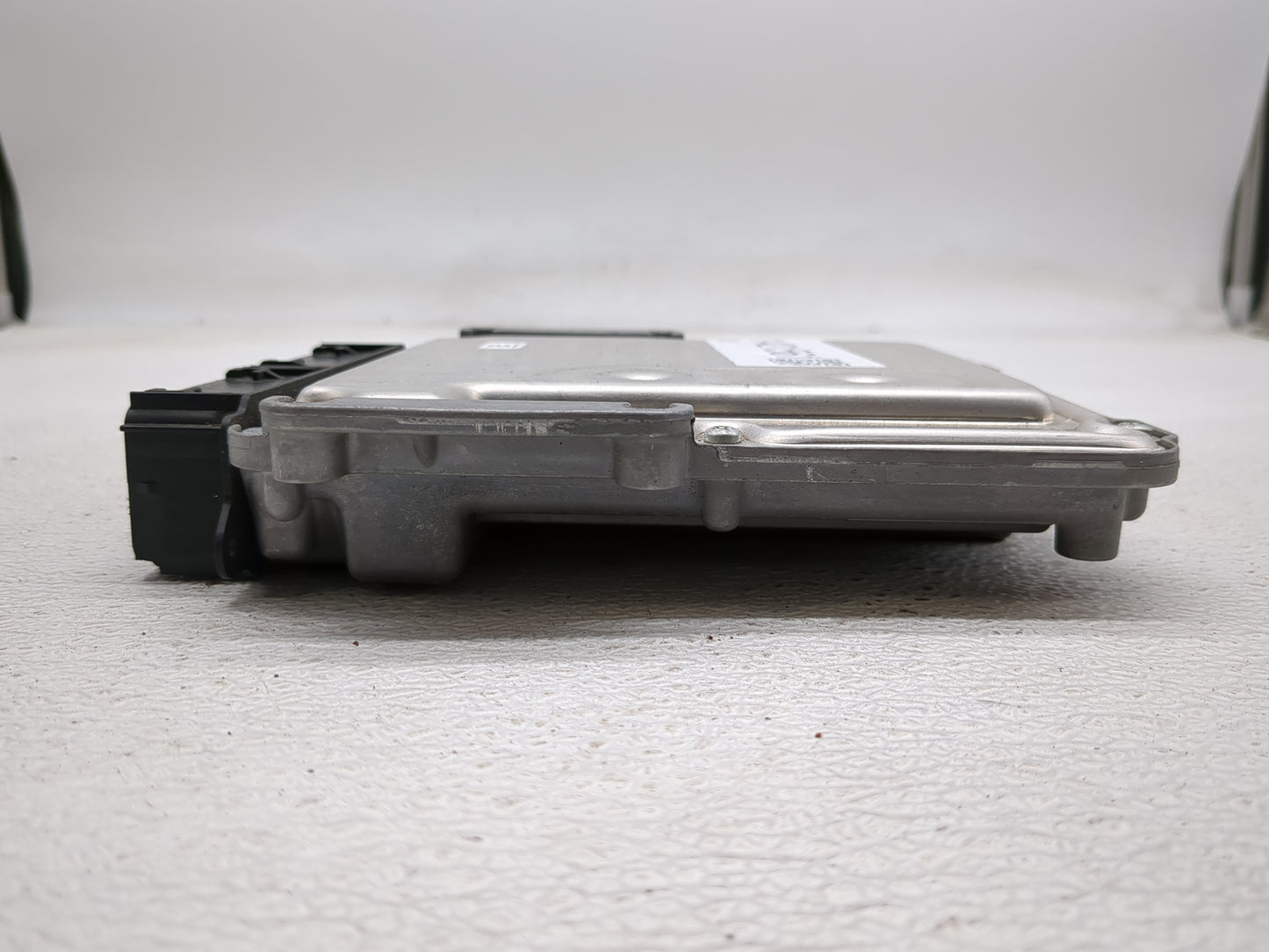 2018-2019 Ford Expedition PCM Engine Control Computer ECU ECM PCU OEM P/N:JL1A-12A650-BA 0 261 S19 302 Fits Fits 2018 2019 2