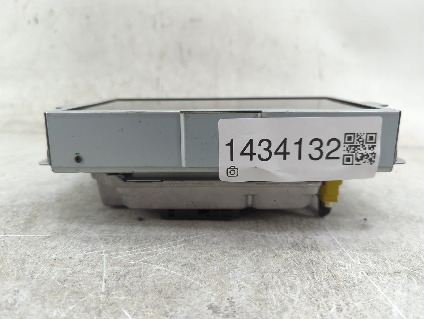 2018-2021 Ford Expedition Information Display Screen - Oemusedautoparts1.com