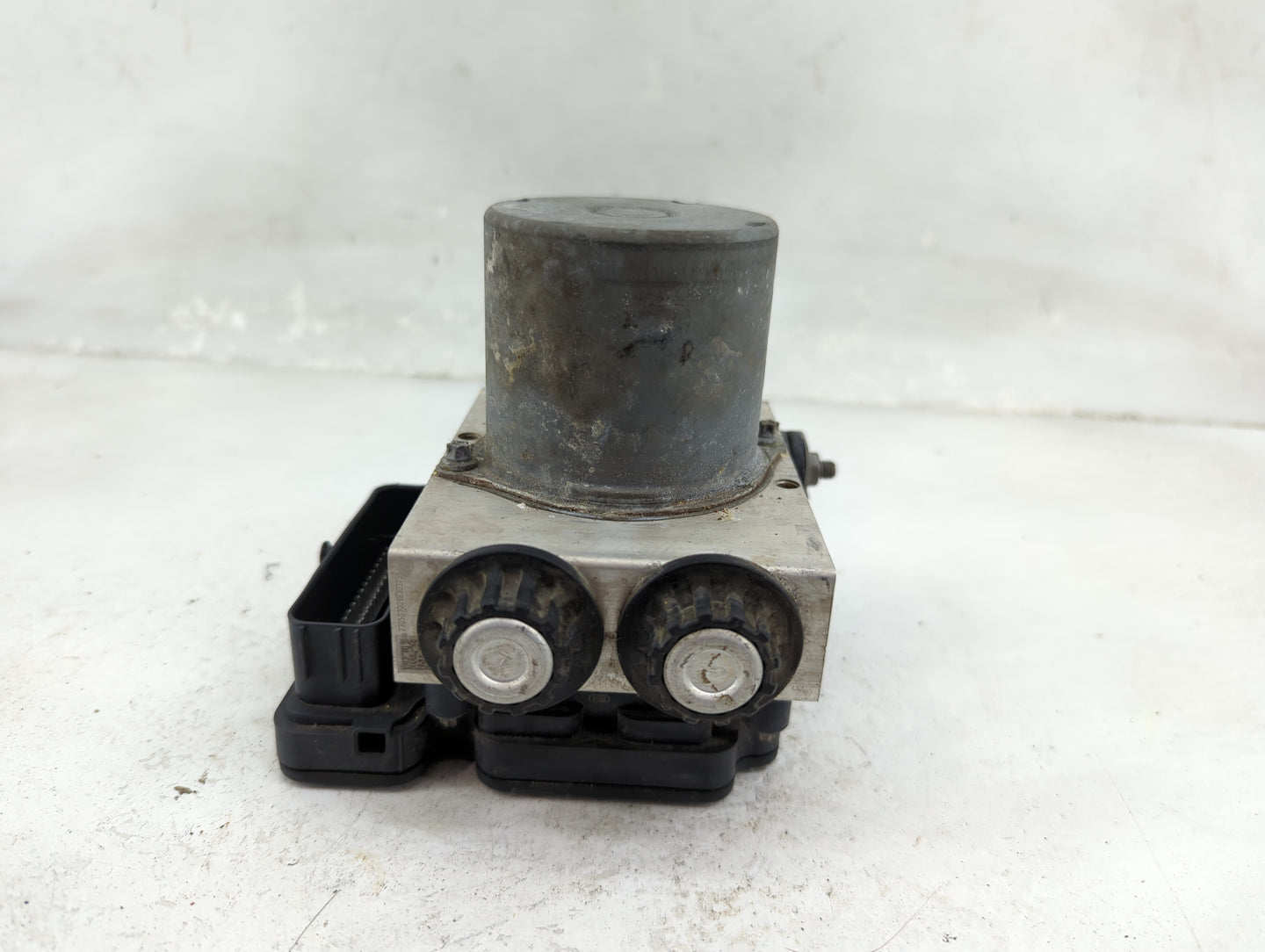 2018-2021 Ford Expedition ABS Pump Control Module Replacement P/N:0265292047 Fits Fits 2018 2019 2020 2021 OEM Used Auto Par