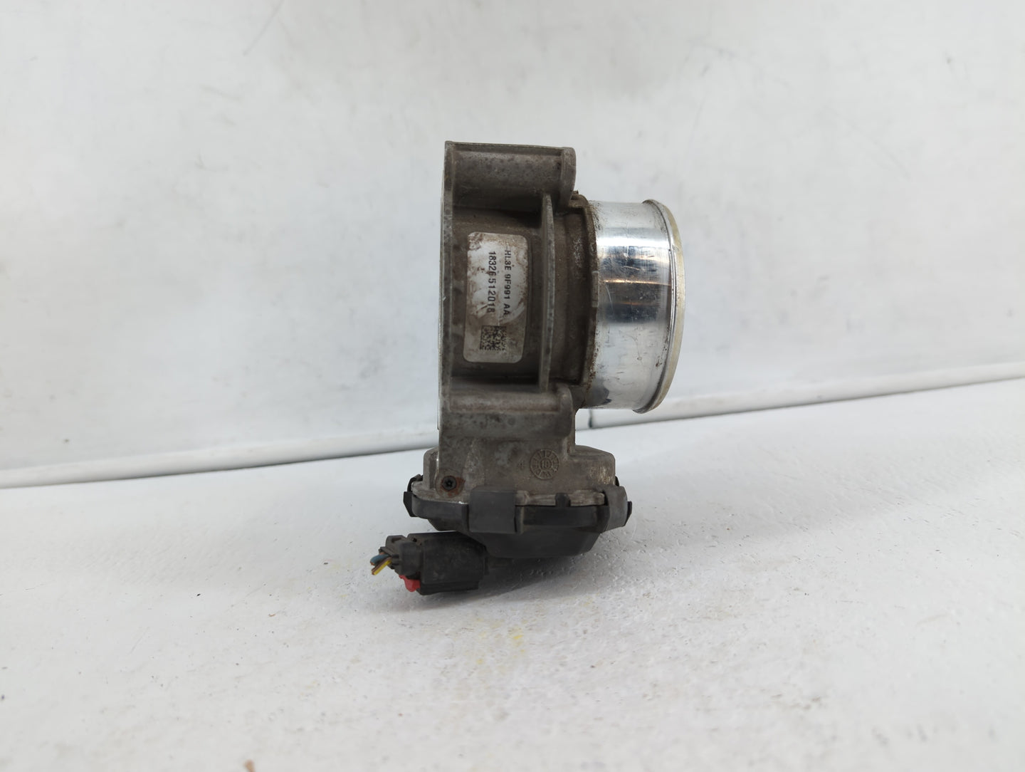 2018-2019 Ford Expedition Throttle Body P/N:71562054 HL3E-9F991-AA Fits Fits 2017 2018 2019 OEM Used Auto Parts - Oemusedaut