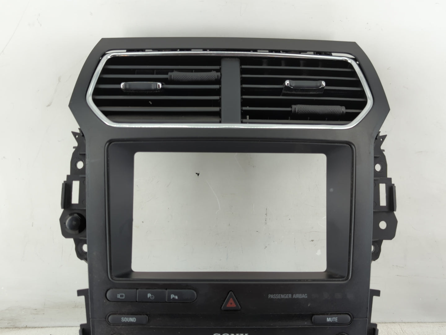 2019 Ford Explorer Radio AM FM Cd Player Receiver Replacement P/N:KB5T-18A802-FA JB5T-18A802-NB Fits OEM Used Auto Parts - O