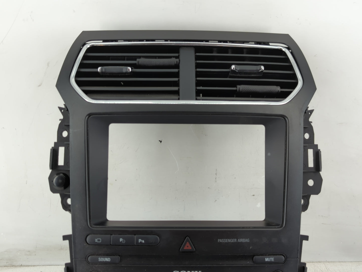 2019 Ford Explorer Radio AM FM Cd Player Receiver Replacement P/N:KB5T-18A802-FA JB5T-18A802-NB Fits OEM Used Auto Parts - O