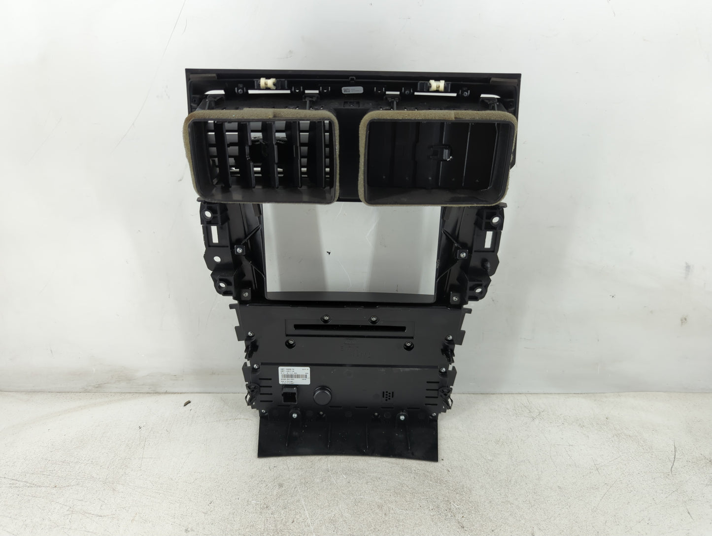 2019 Ford Explorer Radio AM FM Cd Player Receiver Replacement P/N:KB5T-18A802-FA JB5T-18A802-NB Fits OEM Used Auto Parts - O