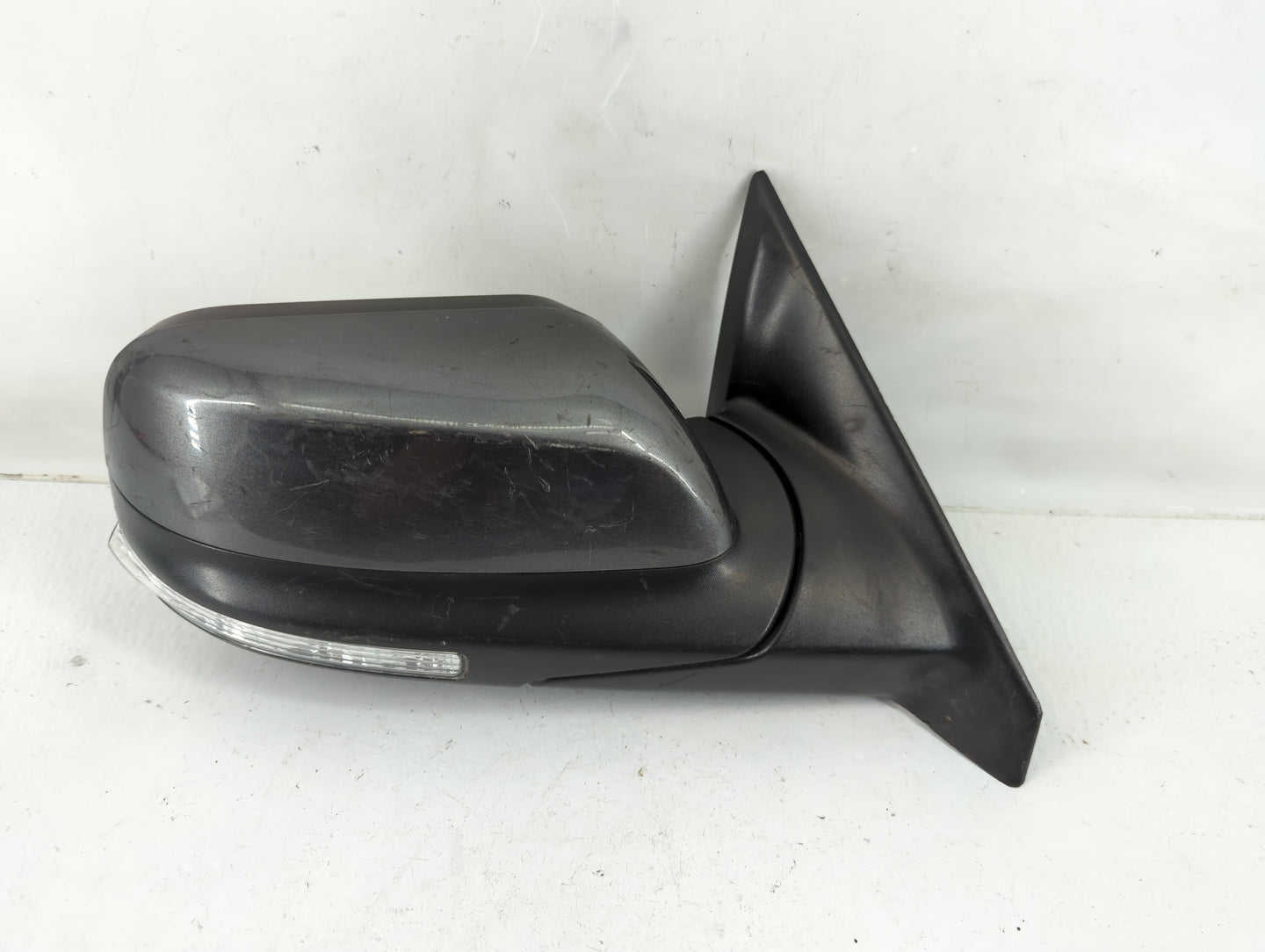 2019 Ford Explorer Passenger Side View Mirror - Right Door Mirror OEM Used - Oemusedautoparts1.com