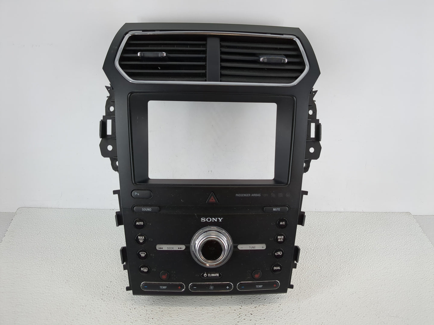 2019 Ford Explorer Radio AM FM Cd Player Receiver Replacement P/N:KB5T-14D017-AA KB5T-18A80-2-GA Fits OEM Used Auto Parts - 