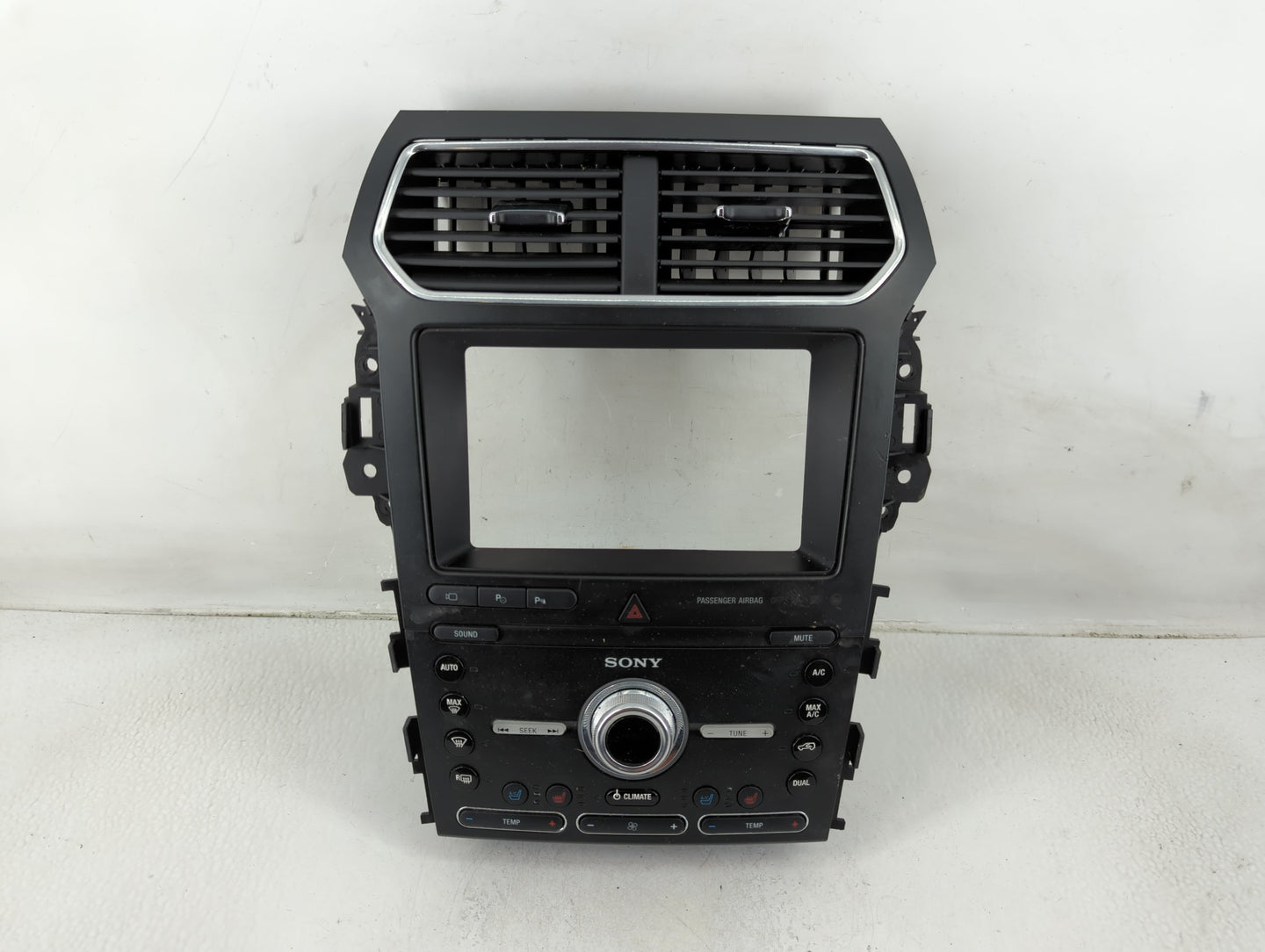 2019 Ford Explorer Radio AM FM Cd Player Receiver Replacement P/N:KB5T-18A802-FA Fits OEM Used Auto Parts - Oemusedautoparts
