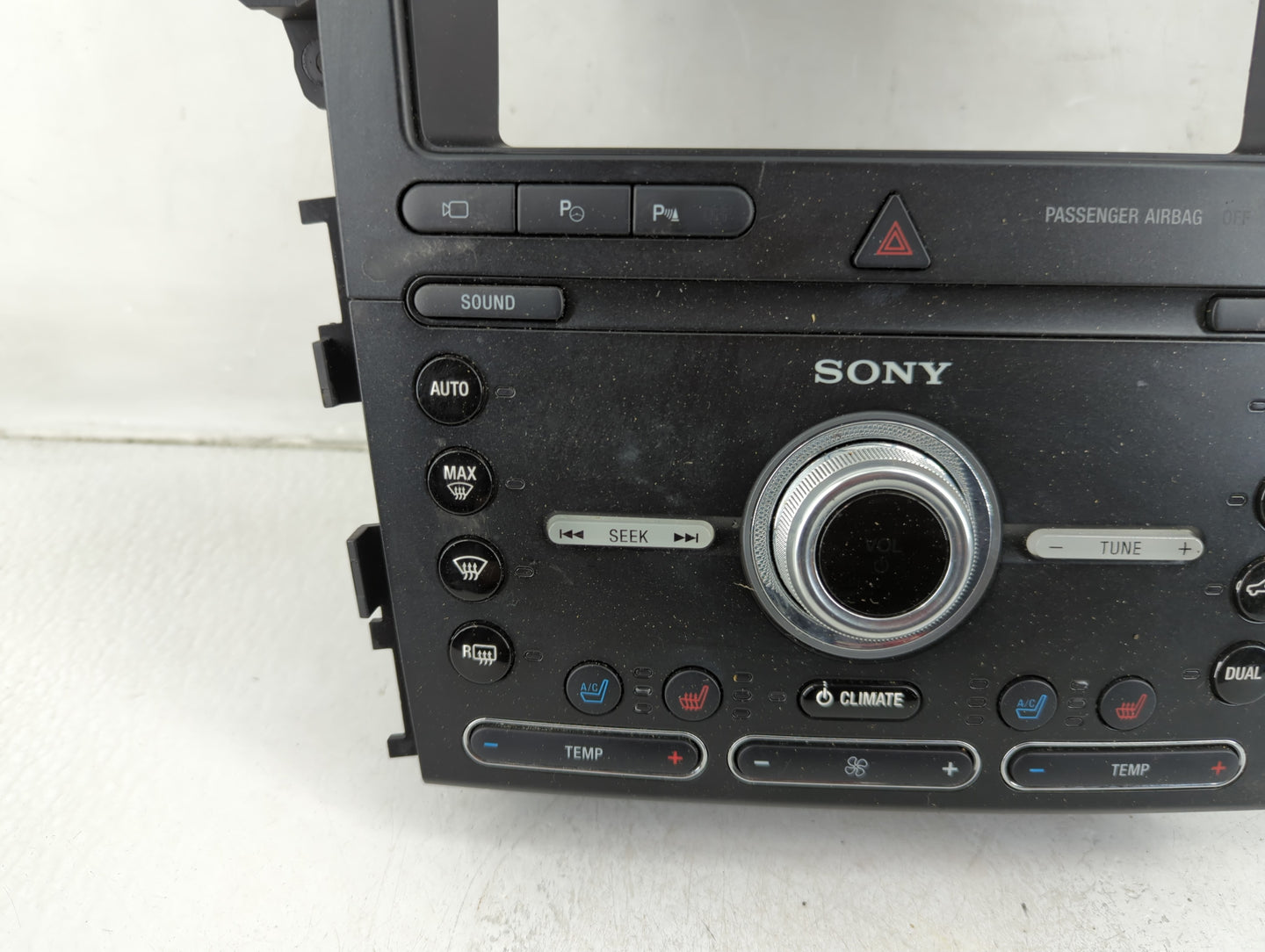 2019 Ford Explorer Radio AM FM Cd Player Receiver Replacement P/N:KB5T-18A802-FA Fits OEM Used Auto Parts - Oemusedautoparts