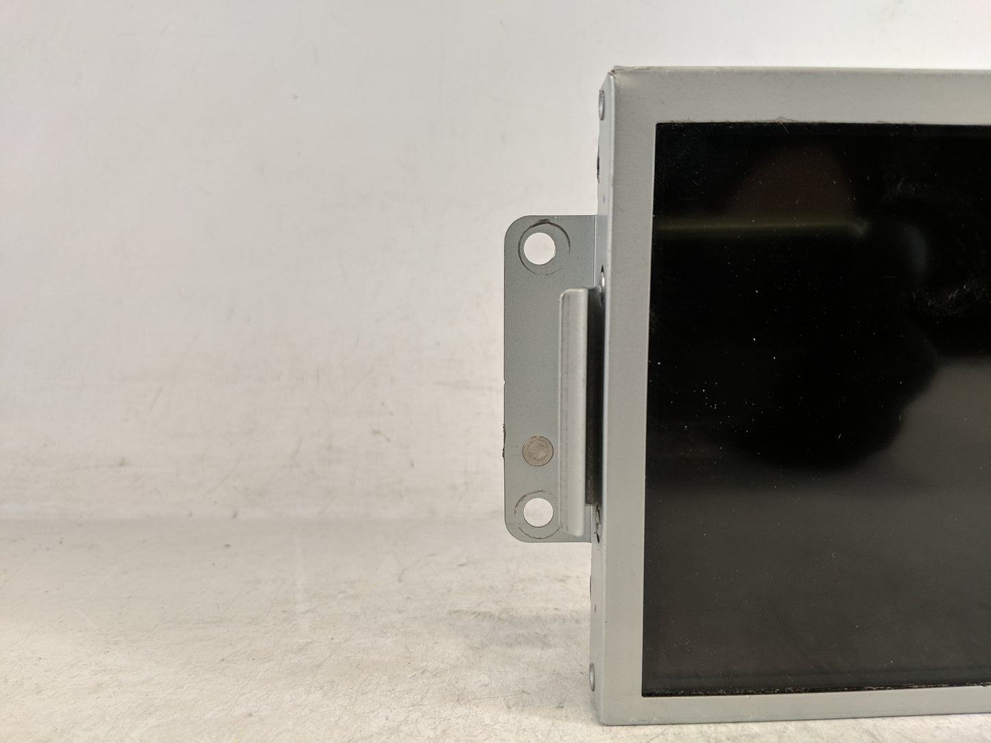 2019-2019 Ford Explorer Information Display Screen - Oemusedautoparts1.com