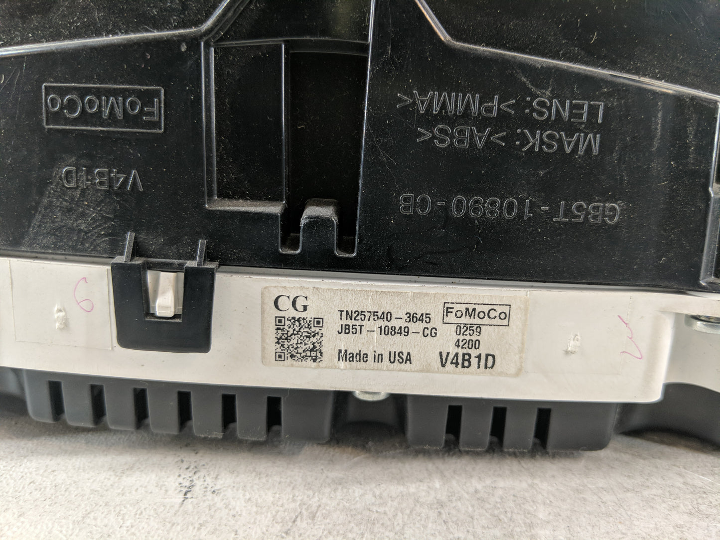 2019 Ford Explorer Instrument Cluster Speedometer Gauges P/N:JB5T-10849-CG Fits OEM Used Auto Parts - Oemusedautoparts1.com